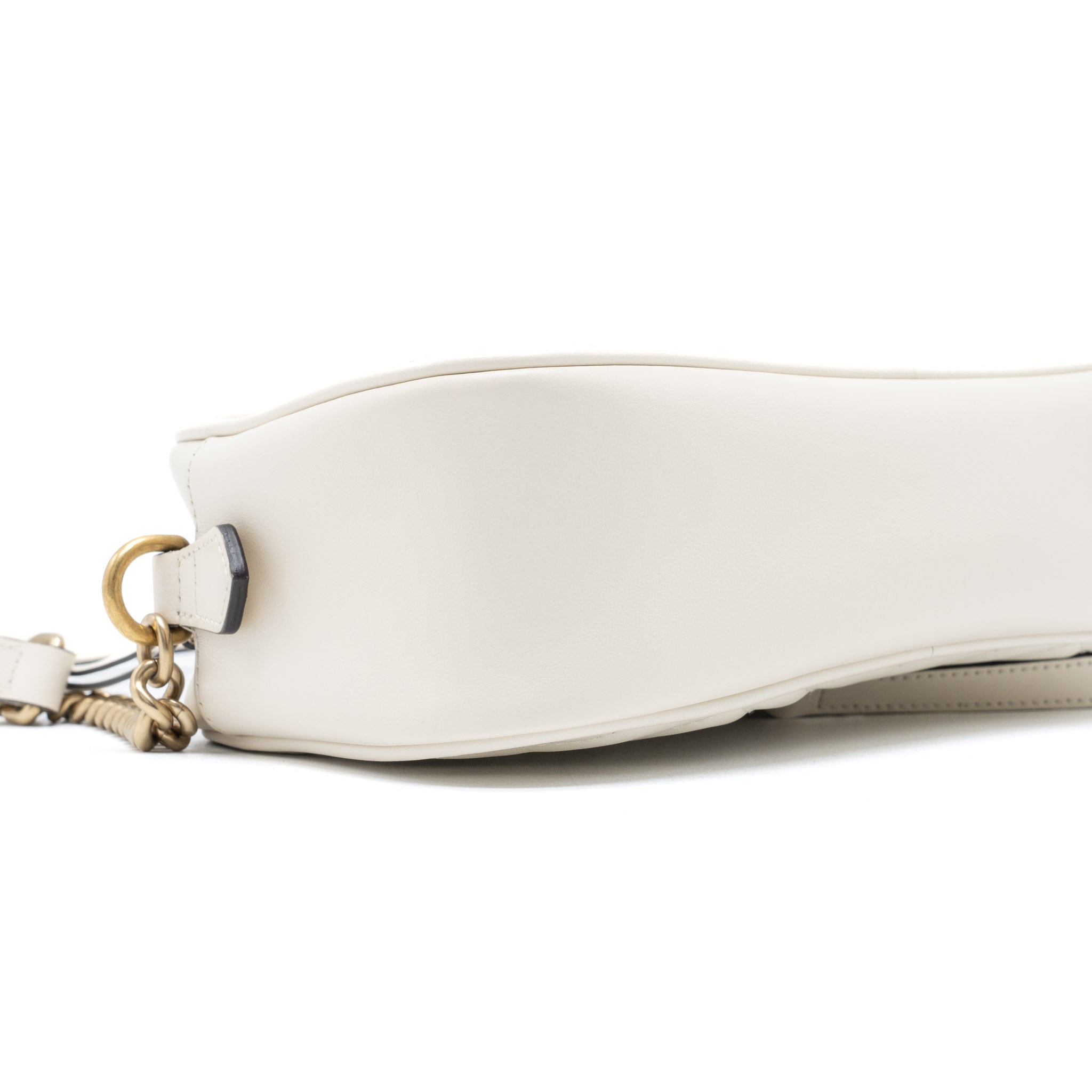 gucci-gg-marmont-camera-shoulder-bag-calfskin-white-ghw