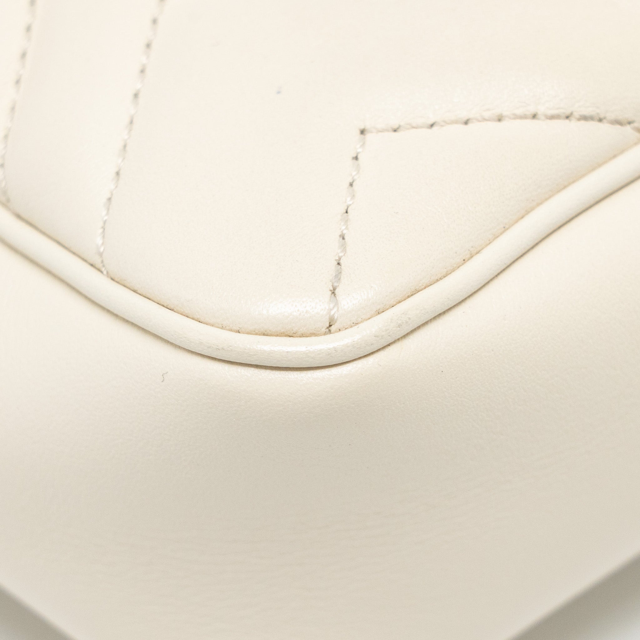 gucci-gg-marmont-super-mini-calfskin-white-ghw-1