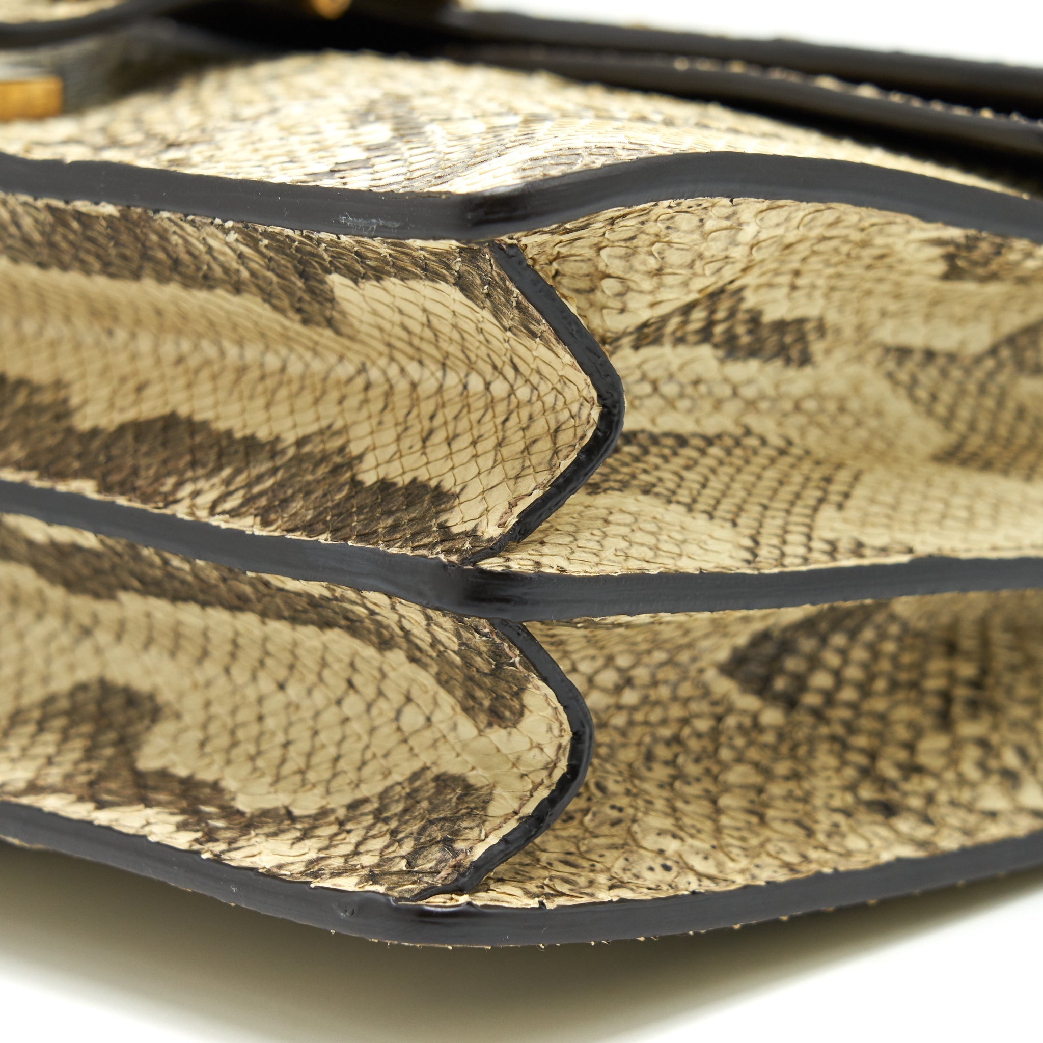 gucci-dionysus-python-medium-shoulder-bag-in-beige