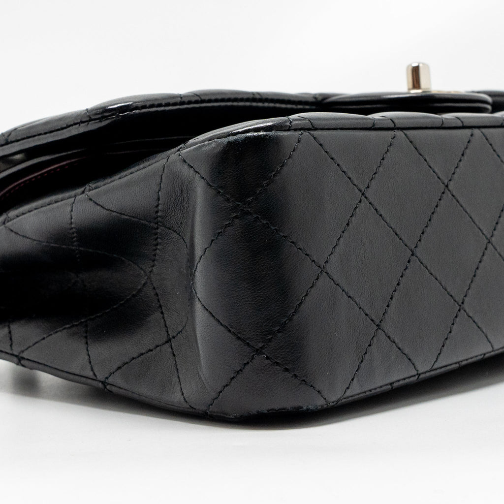 chanel-medium-classic-double-flap-bag-lambskin-black-shw-1