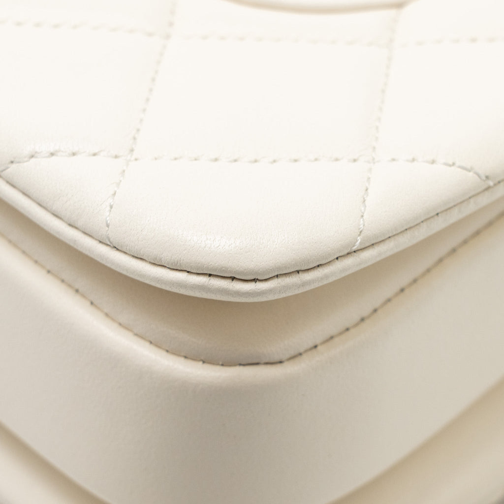 chanel-top-handle-trendy-cc-flap-bag-lambskin-white-rghwmicrochip