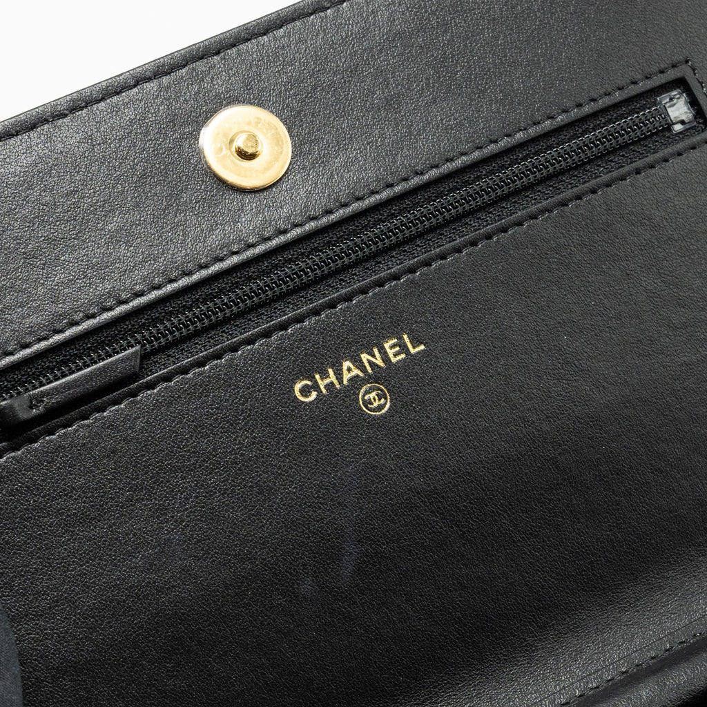 chanel-quilted-wallet-on-chain-shiny-calfskin-black-ghw-microchip-copy
