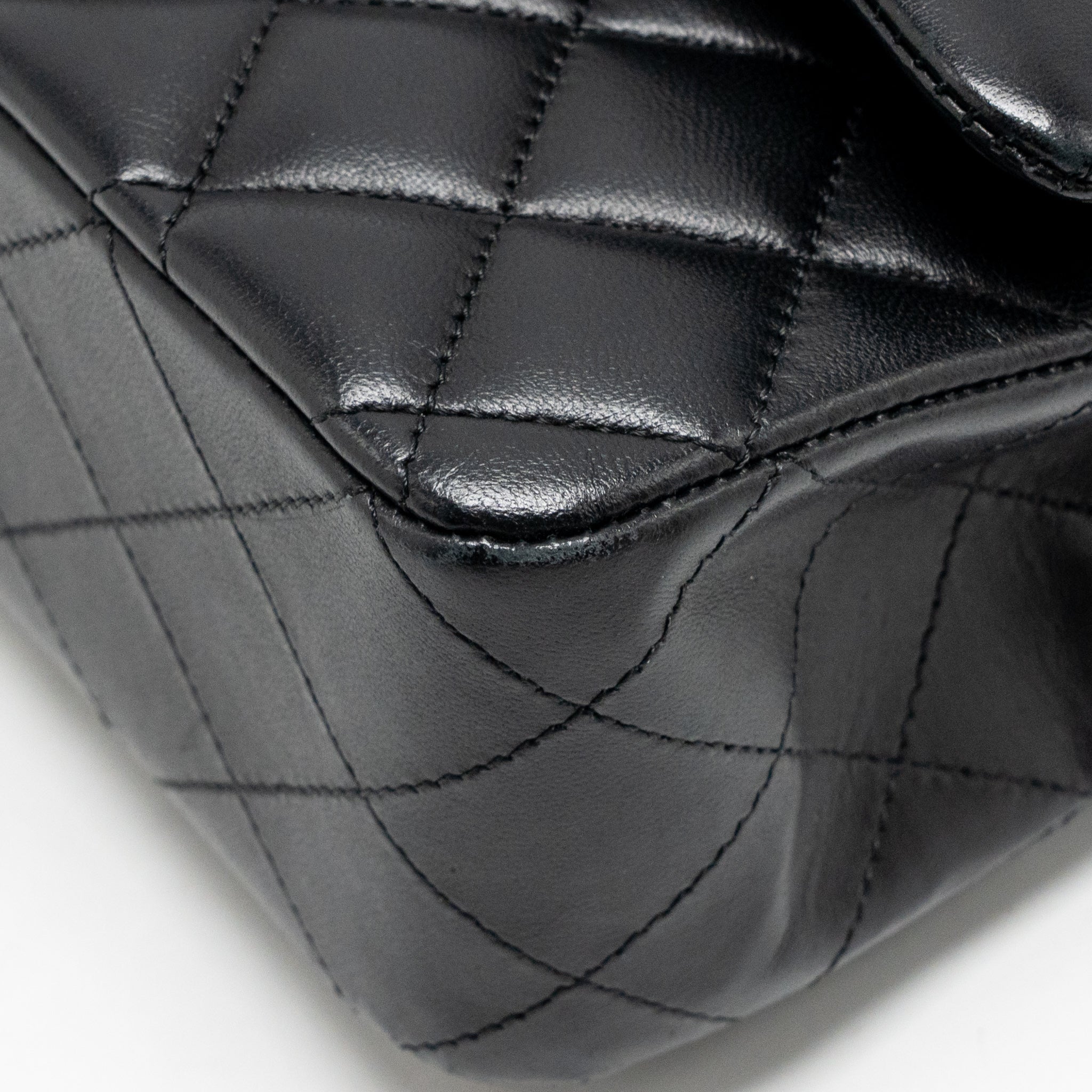 chanel-medium-classic-double-flap-bag-lambskin-black-shw-1
