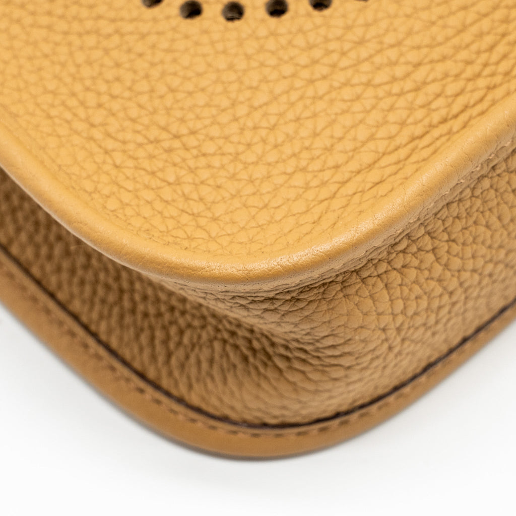 hermes-mini-evelyne-clemence-biscuit-camel-ghw-stamps