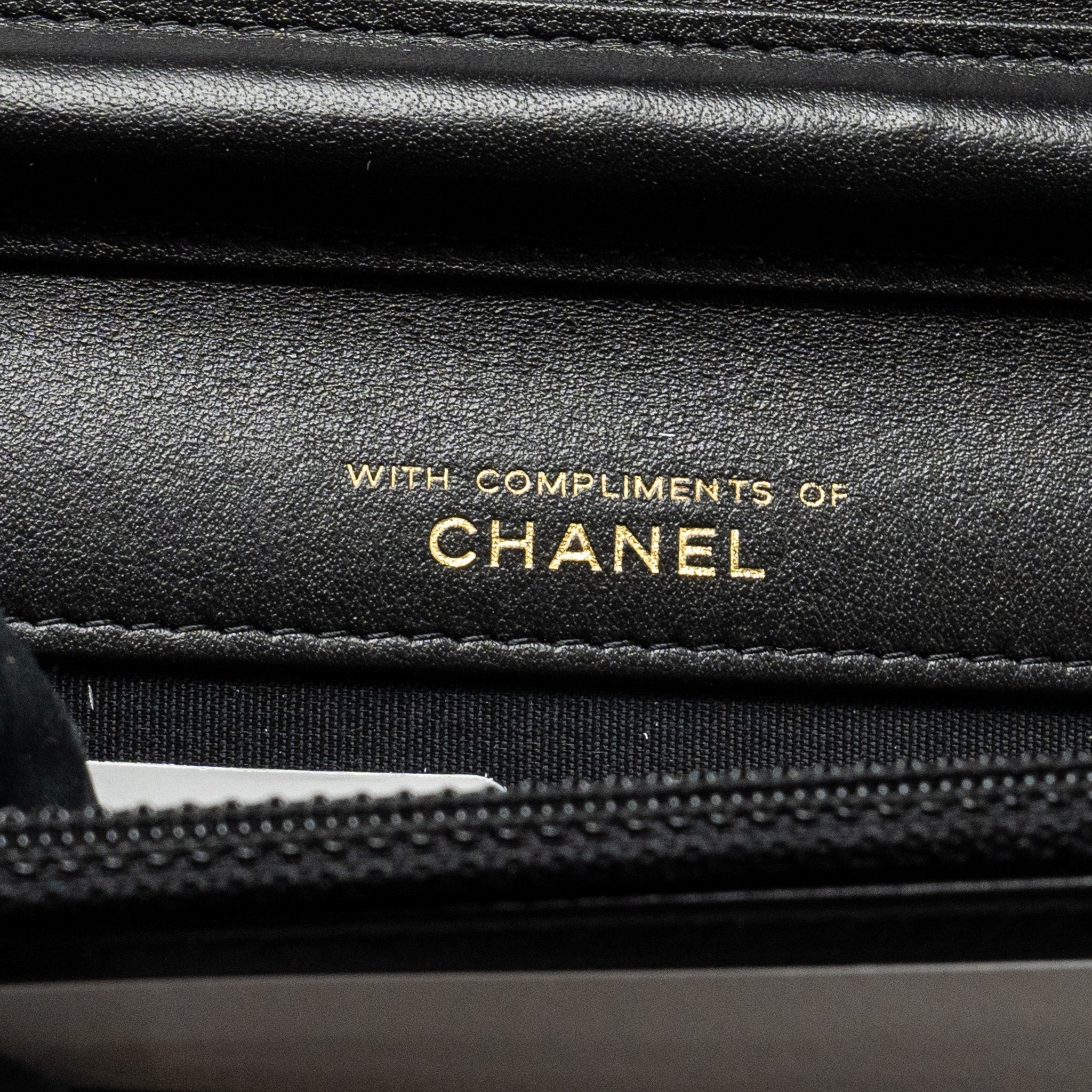 chanel-quilted-wallet-on-chain-shiny-calfskin-black-ghw-microchip-copy