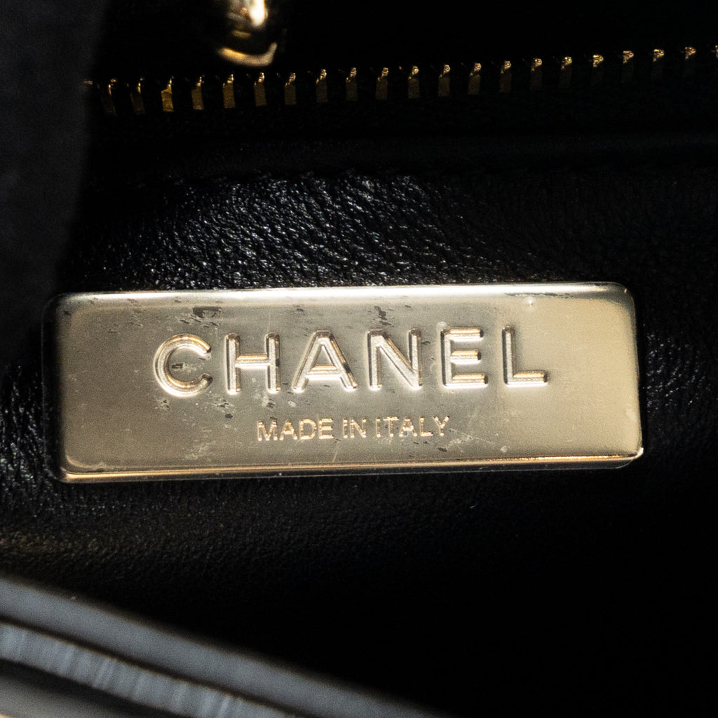 chanel-mini-31-bag-patent-black-white-lghw-microchip