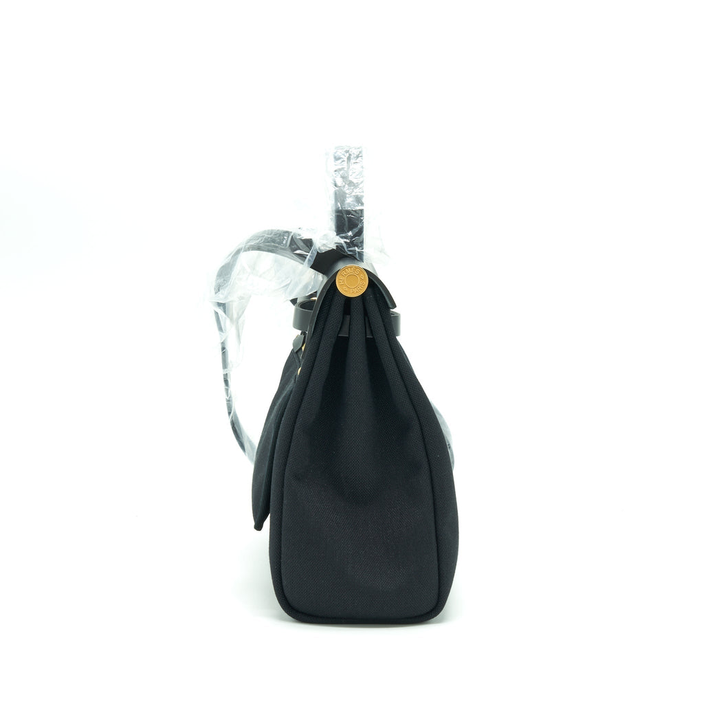 hermes-herbag-31-zip-bag-black-ghw-stamp-z