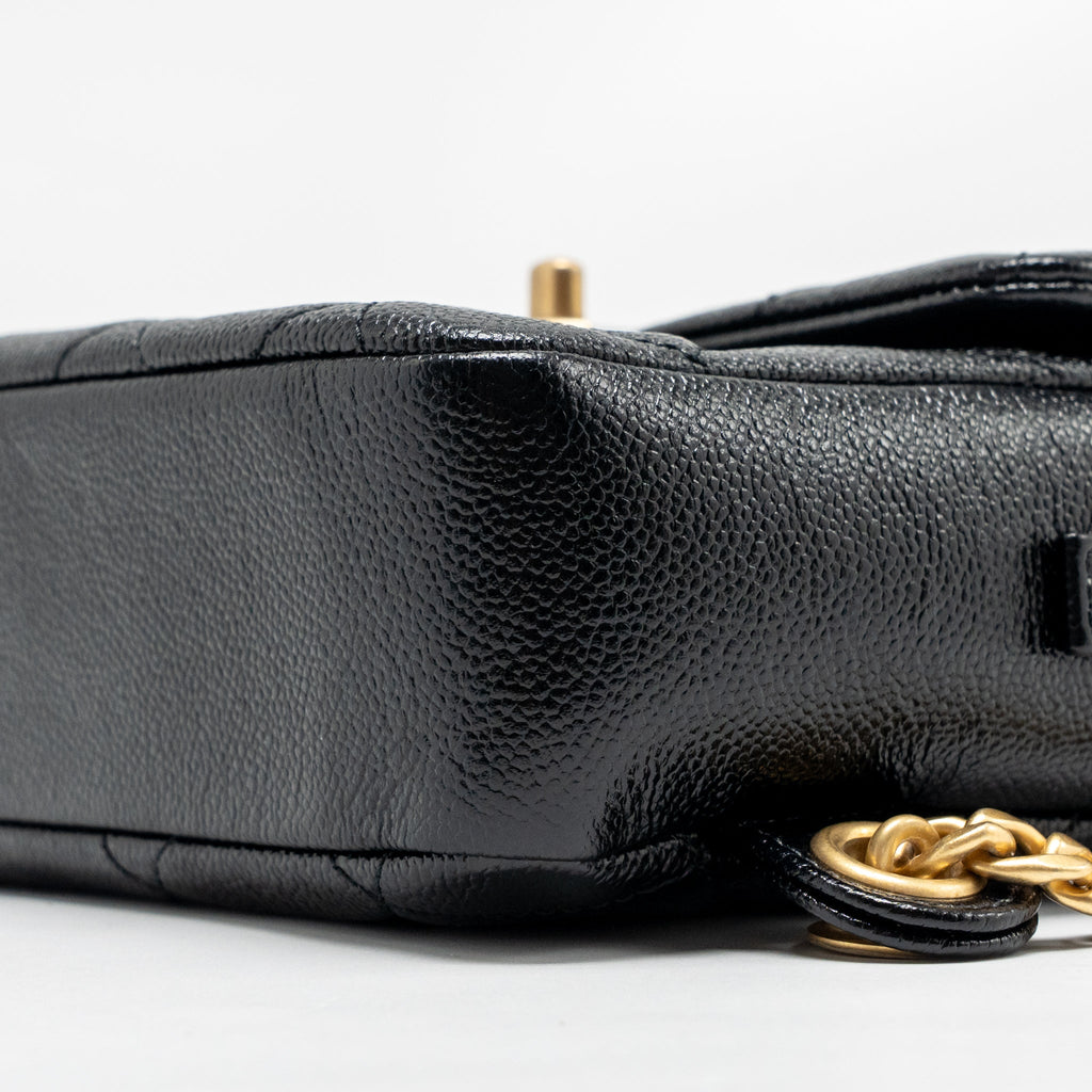 chanel-quilted-flap-backpack-caviar-black-ghw-microchip-1