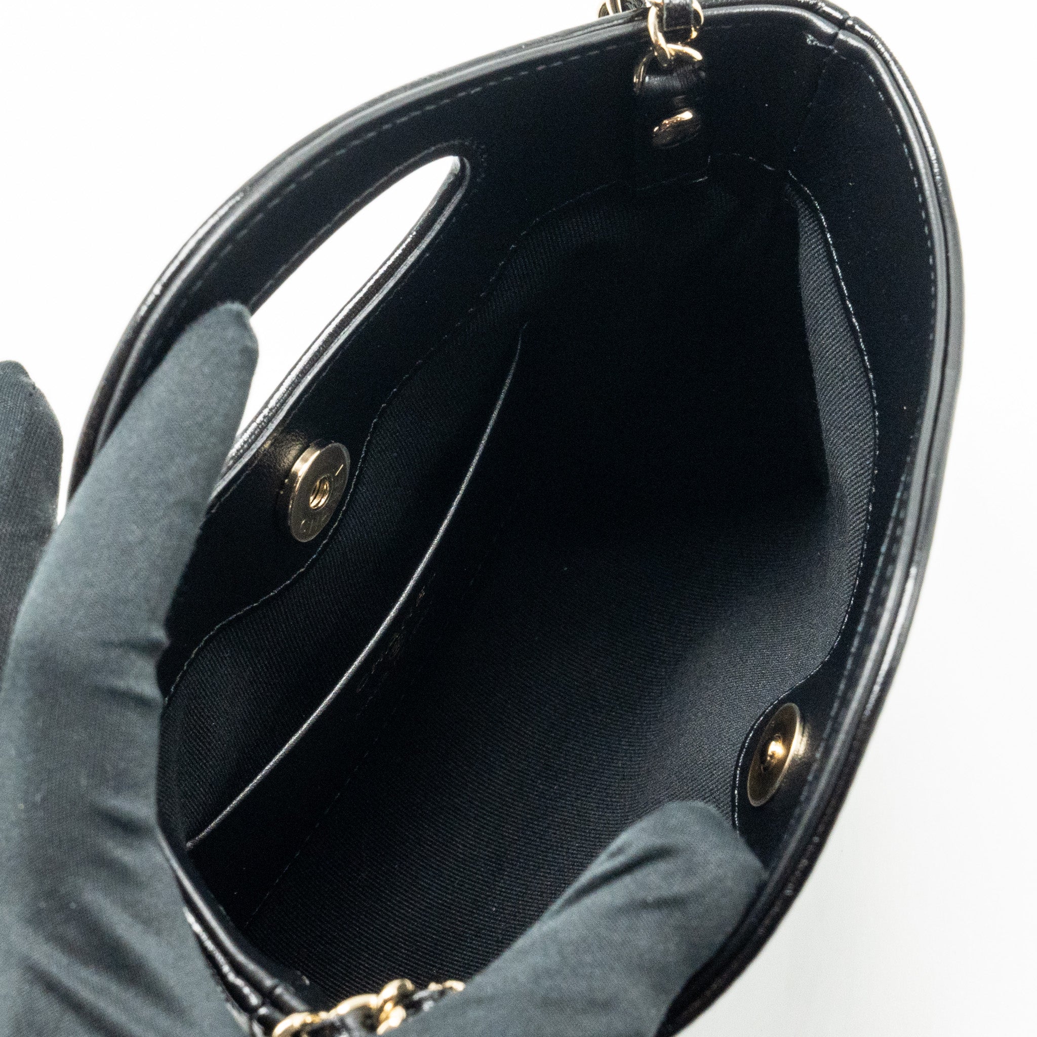 chanel-mini-31-clutch-with-chain-shiny-calfskin-black-lghw