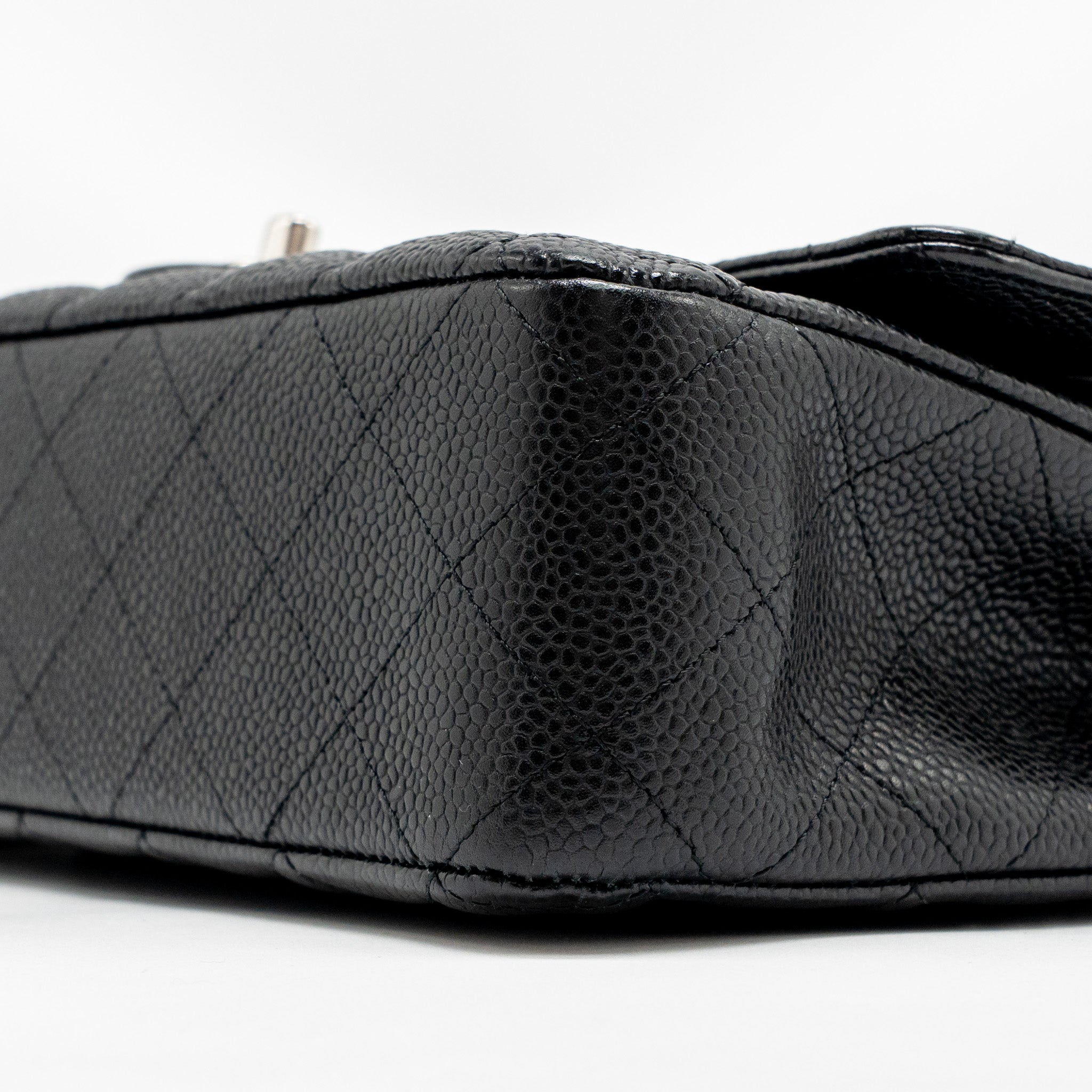 chanel-medium-classic-double-flap-bag-caviar-black-shw-copy-1
