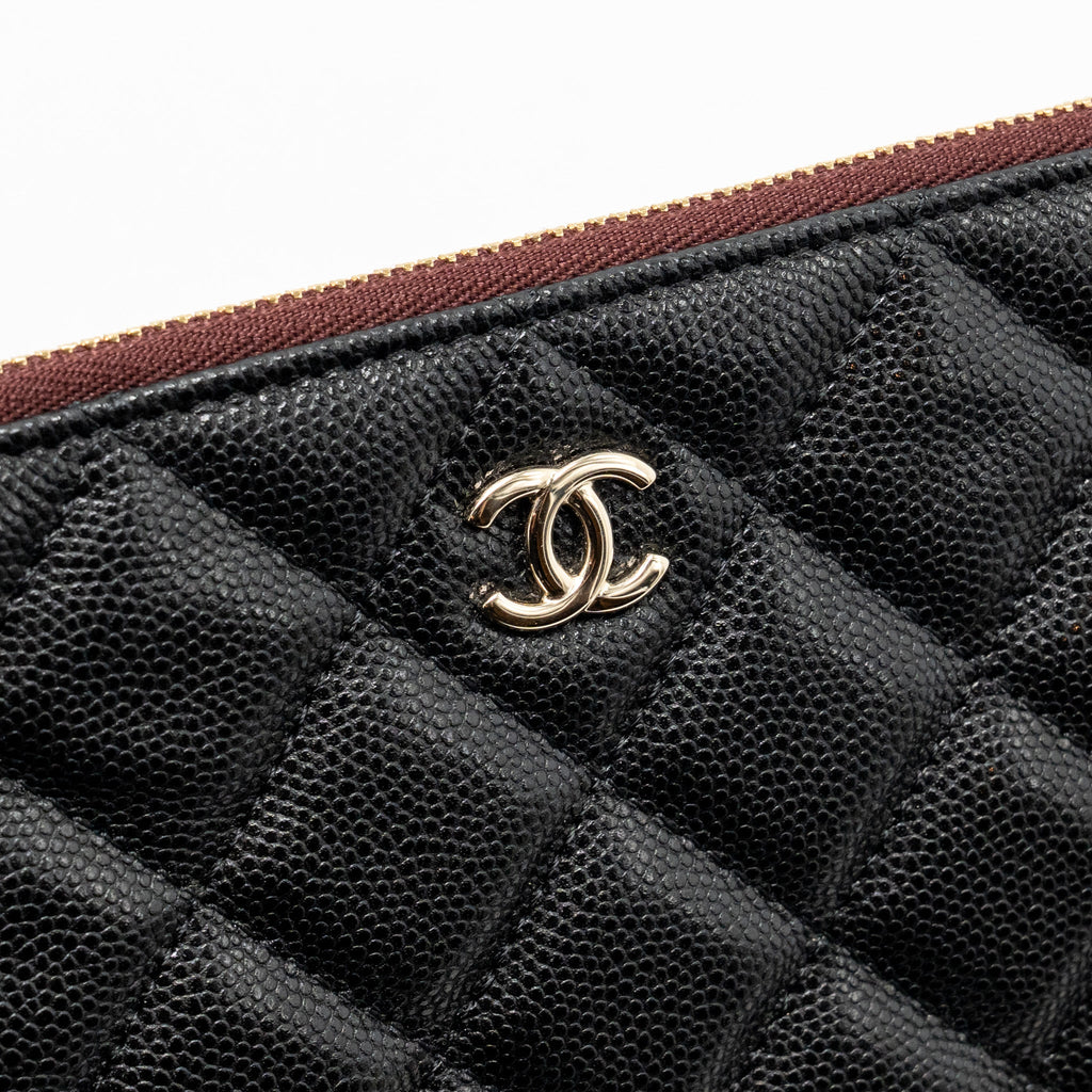 chanel-classic-o-case-pouch-clutch-caviar-black-ghw