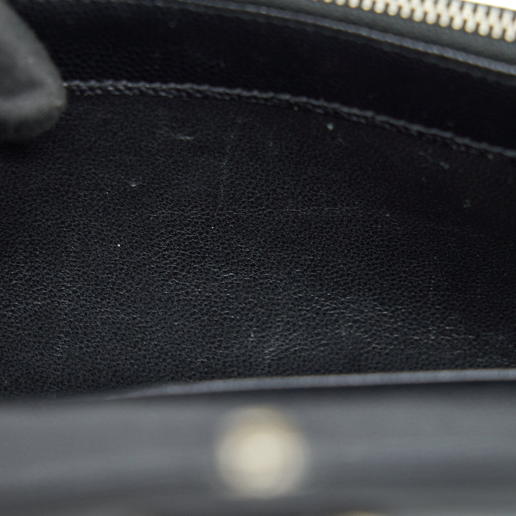 saint-laurent-grained-calfskin-envelope-wallet-on-chain-black-shw