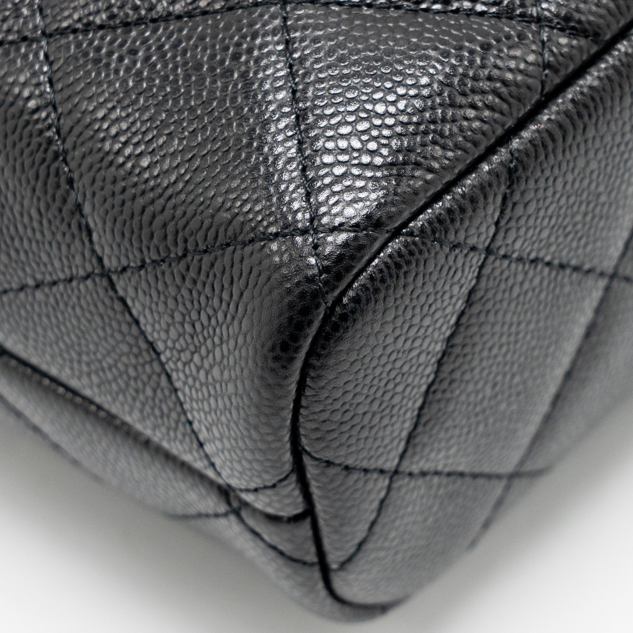 chanel-25c-quilted-hobo-bag-caviar-black-lghwmicrochip