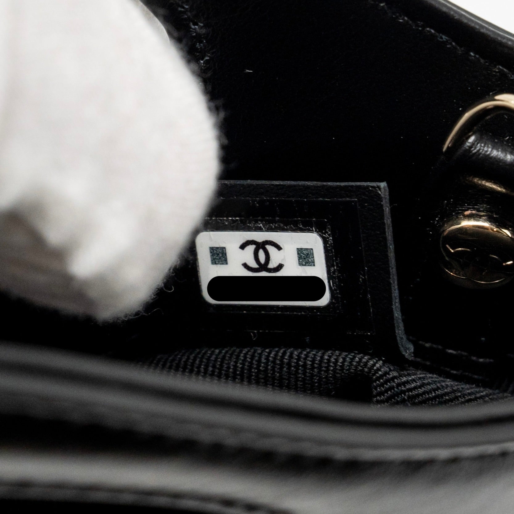 chanel-24c-mini-31-clutch-with-chain-shiny-calfskin-black-lghw-microchip-copy-1