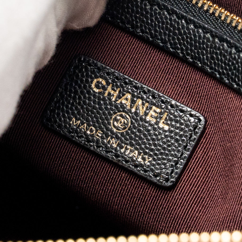 chanel-classic-o-case-pouch-clutch-caviar-black-ghw