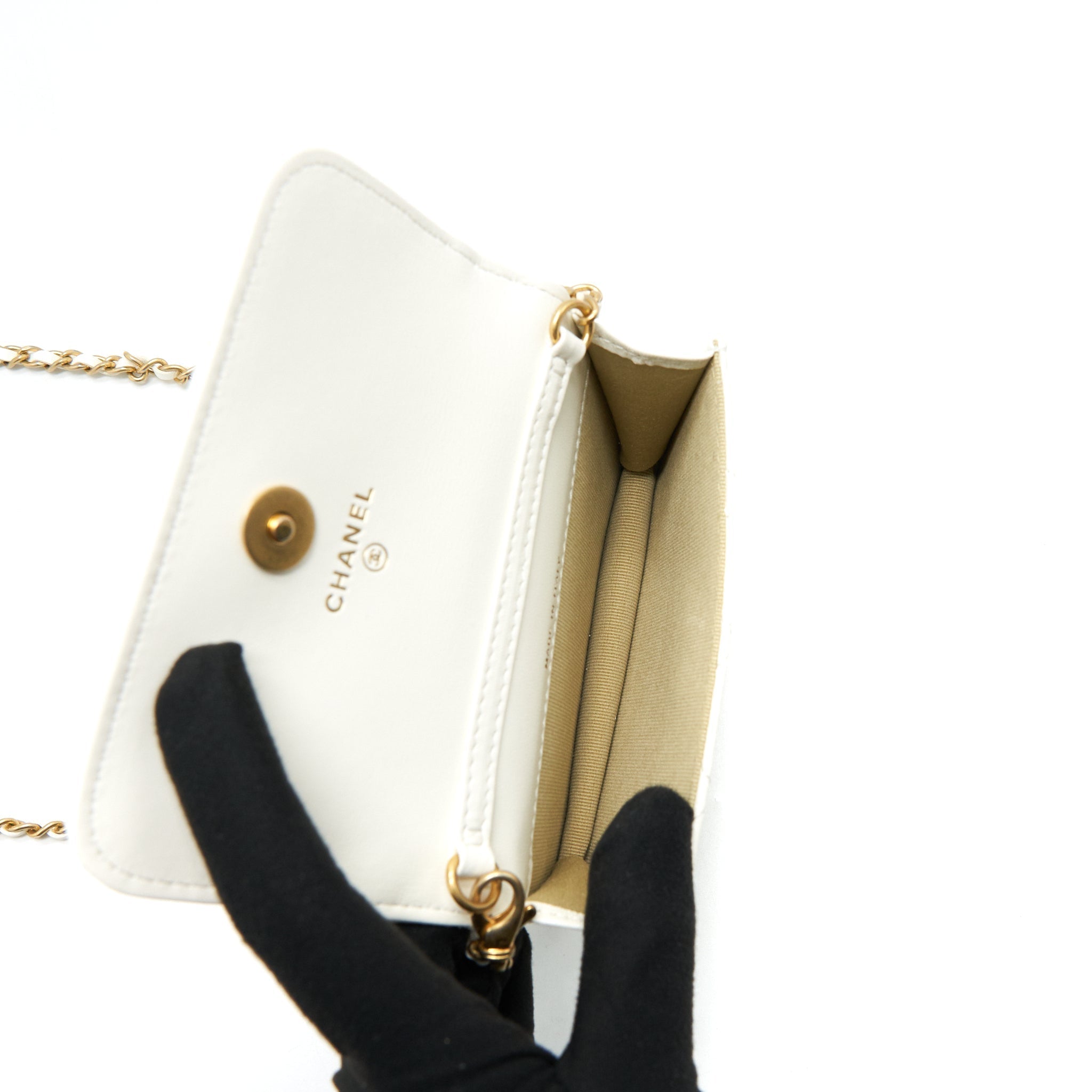 chanel-pearl-crush-mini-flap-belt-bag-white-lambskin-ghw