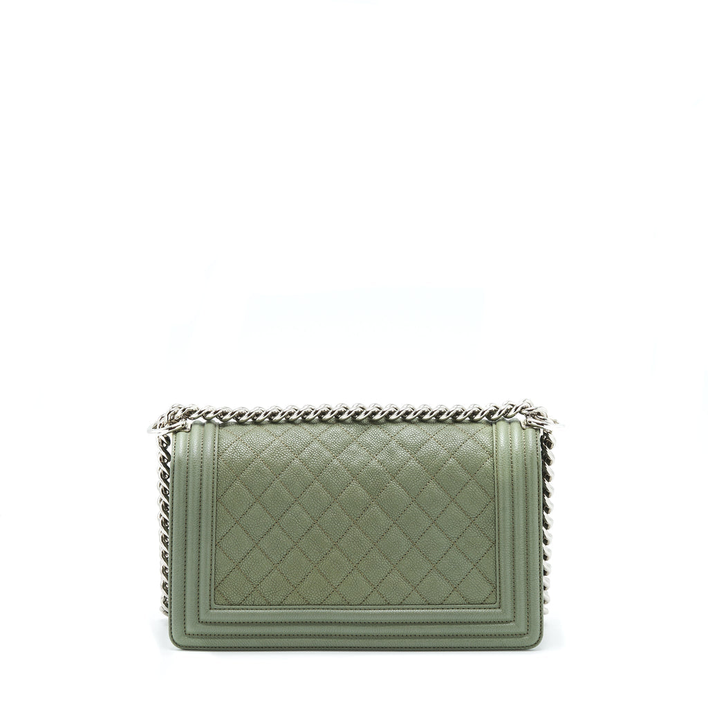 chanel-medium-boy-bag-caviar-light-green-shw