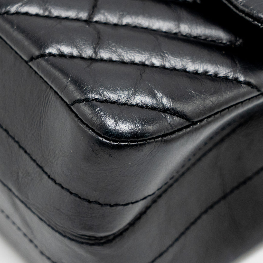 chanel-small-2-55-reissue-double-flap-bag-chevron-aged-calfskin-so-black
