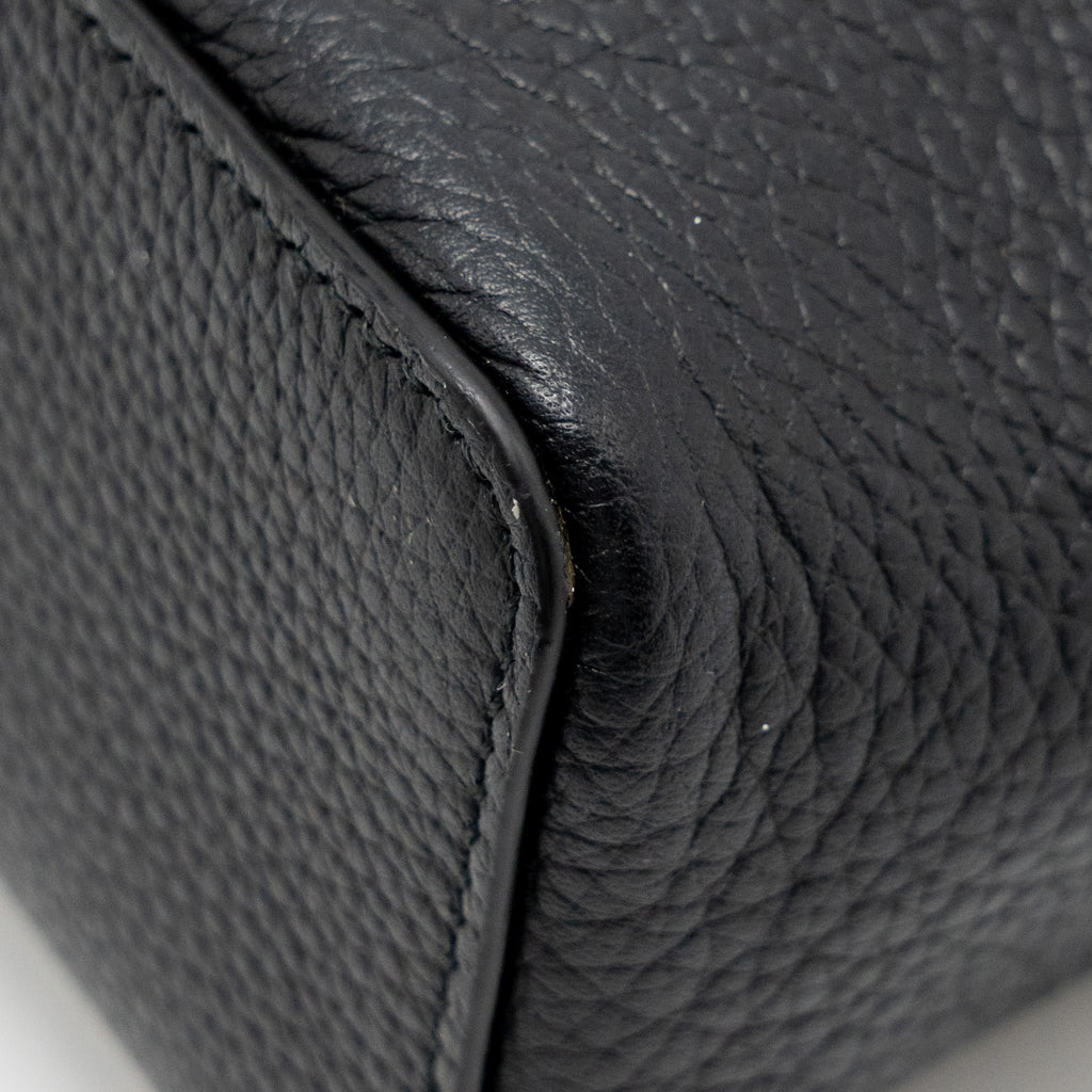 loro-piana-extra-pocket-l19-grained-calfskin-black-shw