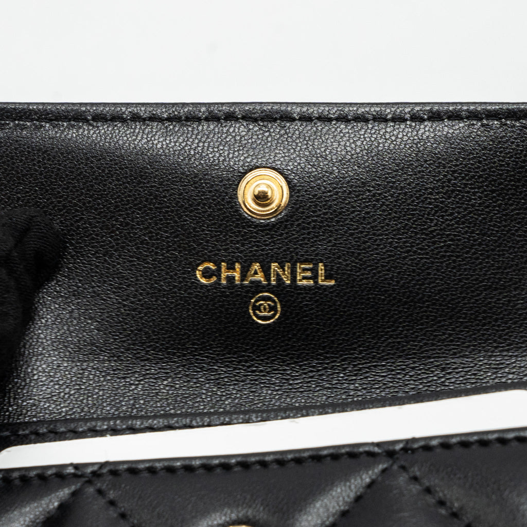 chanel-19-flap-card-holder-lambskin-black-ghw-microchip