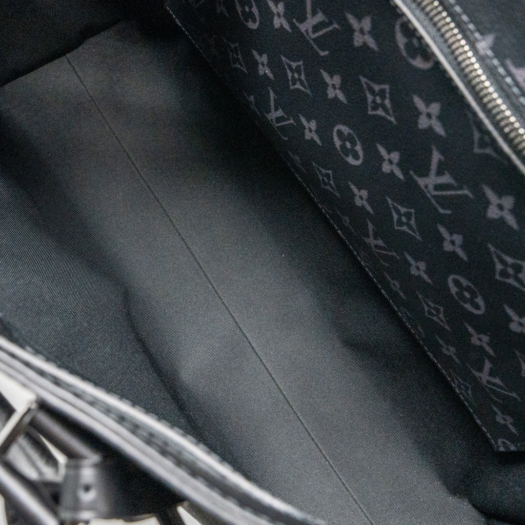 louis-vuitton-double-flat-messenger-monogram-eclipse-canvas-shw