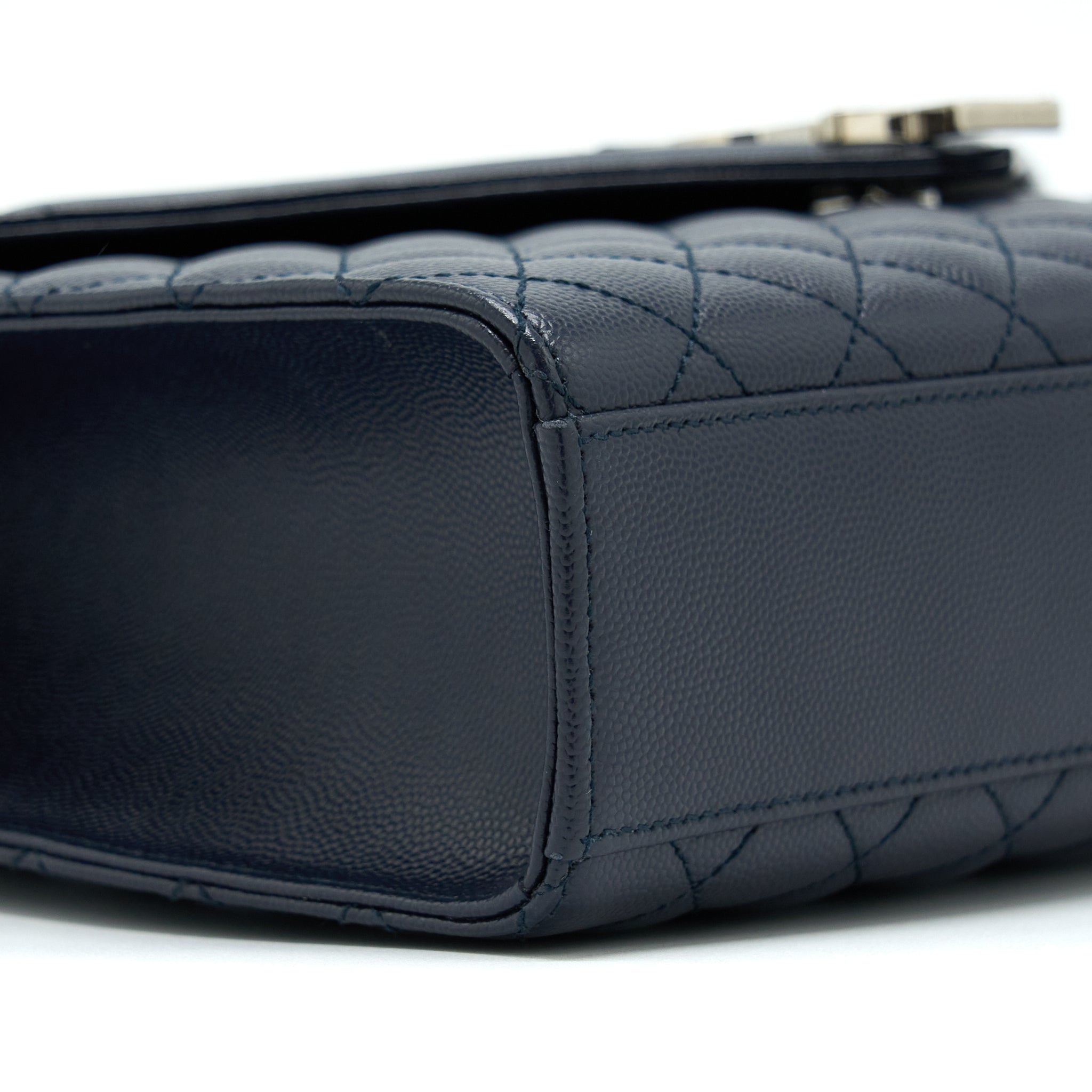 saint-laurent-envelop-shoulder-bag-calfskin-navy-shw