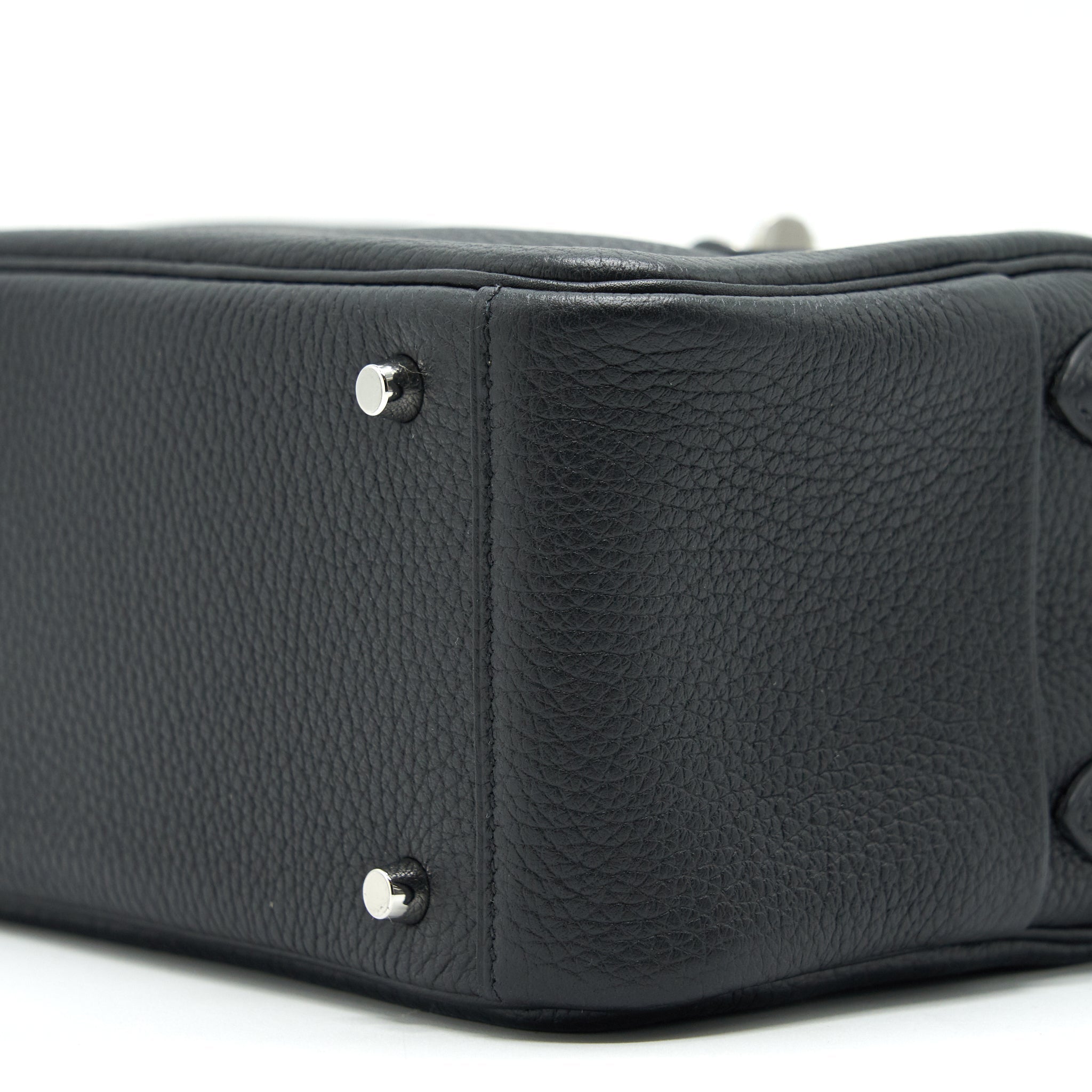 hermes-mini-lindy-black-shw-clemence-leather-stamp-z