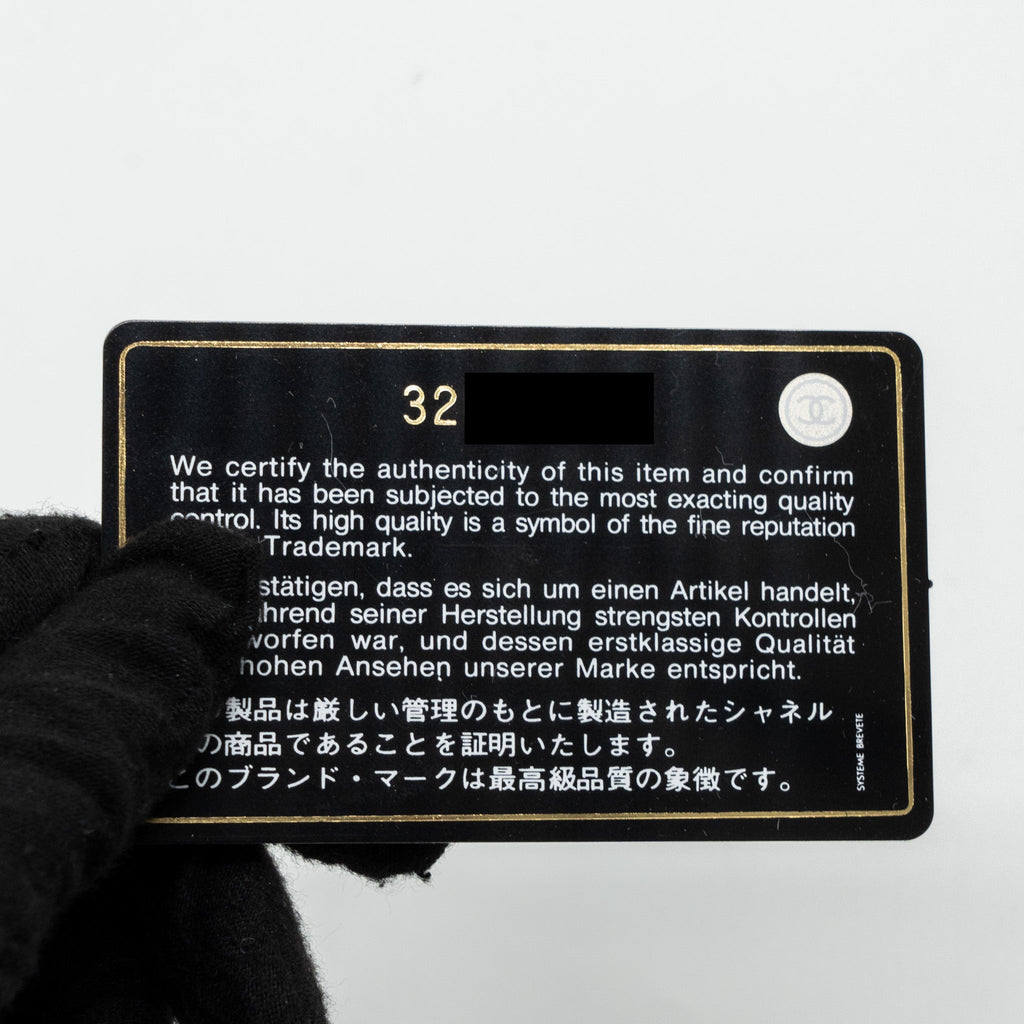 chanel-classic-flap-card-holder-caviar-blue-lghw