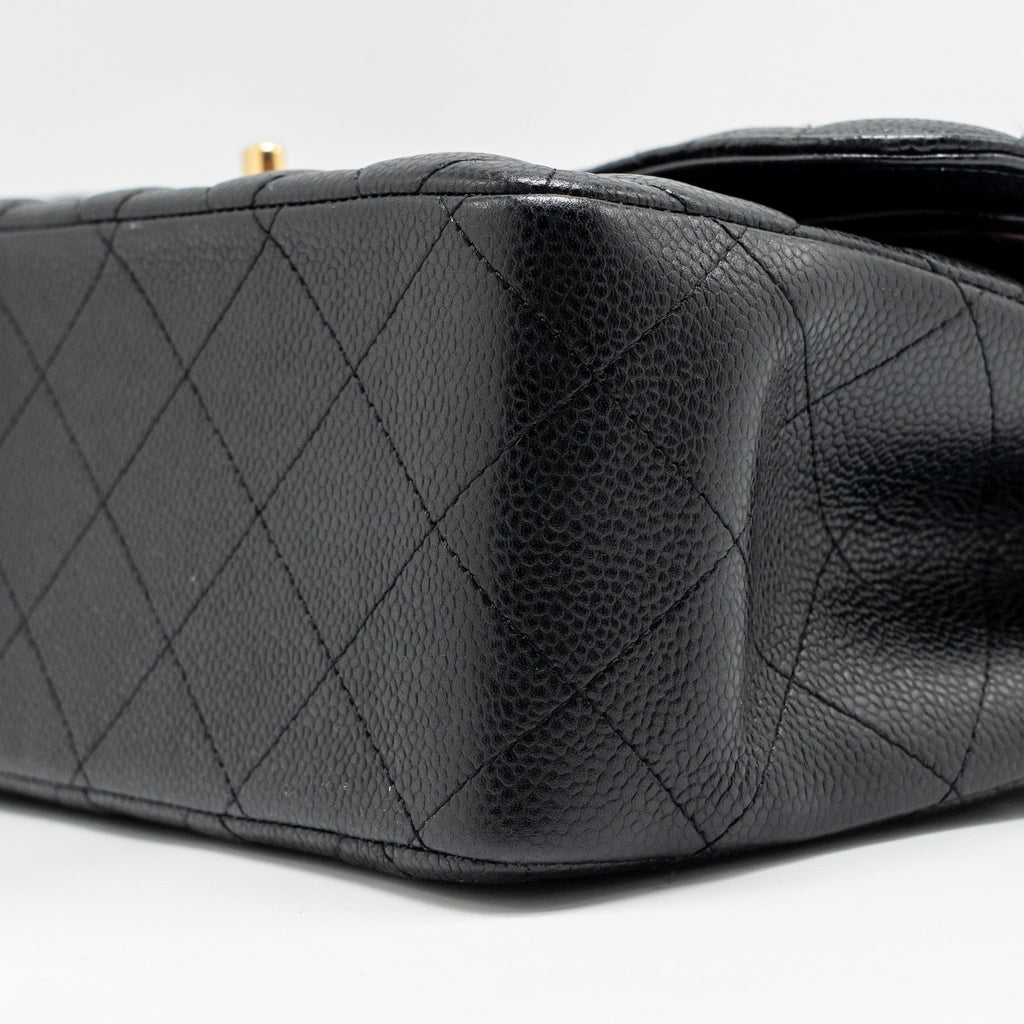 chanel-jumbo-classic-double-flap-bag-caviar-black-ghw-copy-1