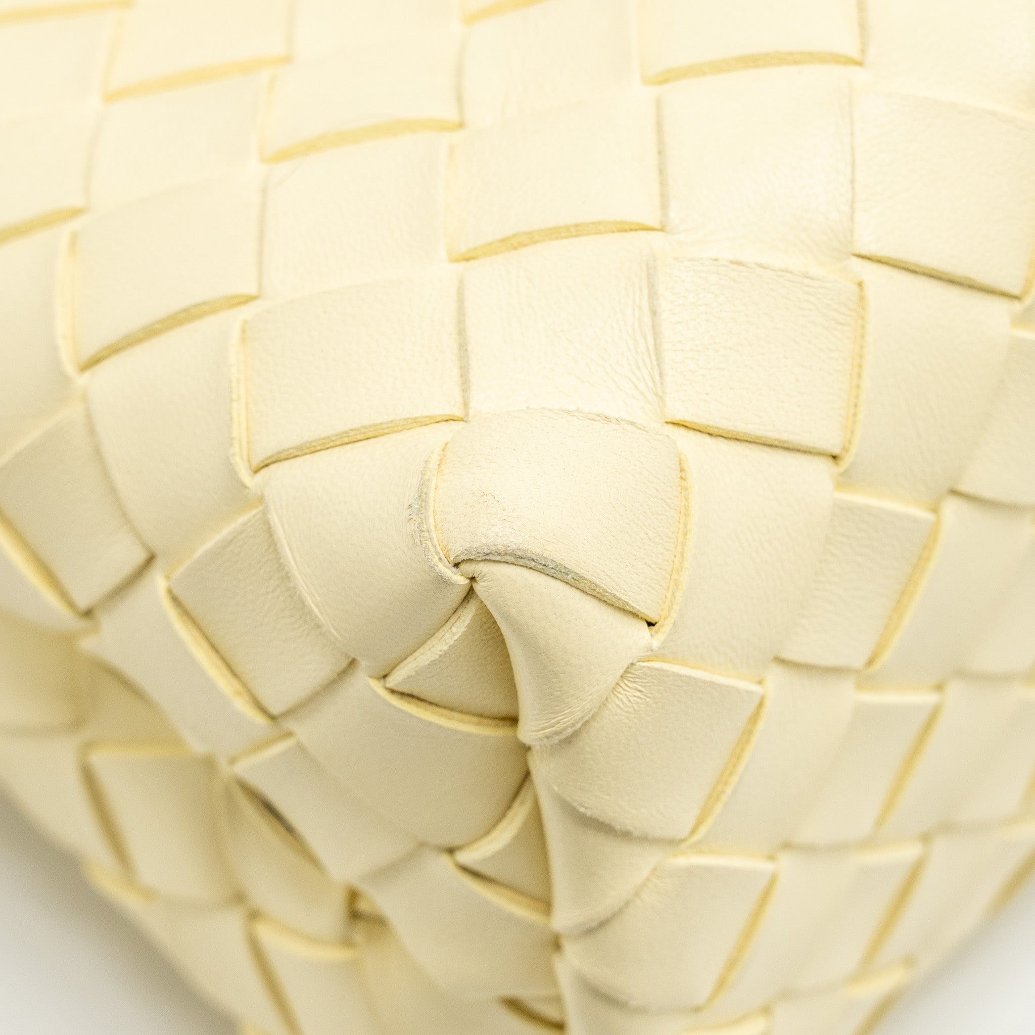 bottega-veneta-small-andiamo-bag-lambskin-light-yellow-ghw