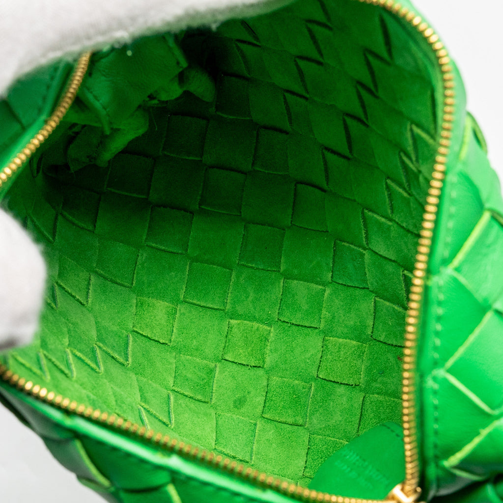 bottega-veneta-mini-loop-camera-bag-lambskin-green-ghw