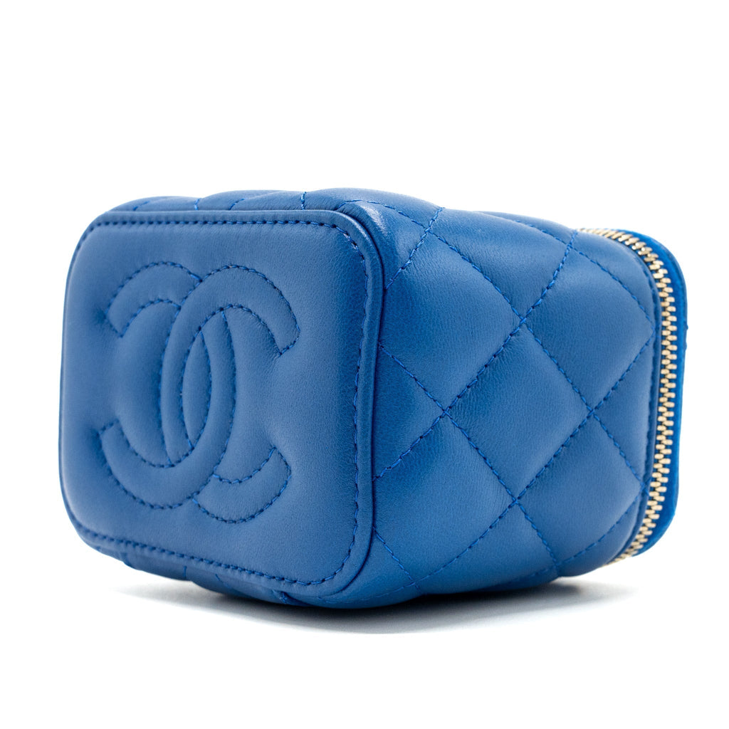 chanel-pearl-crush-mini-vanity-lambskin-blue-ghwmicrochip