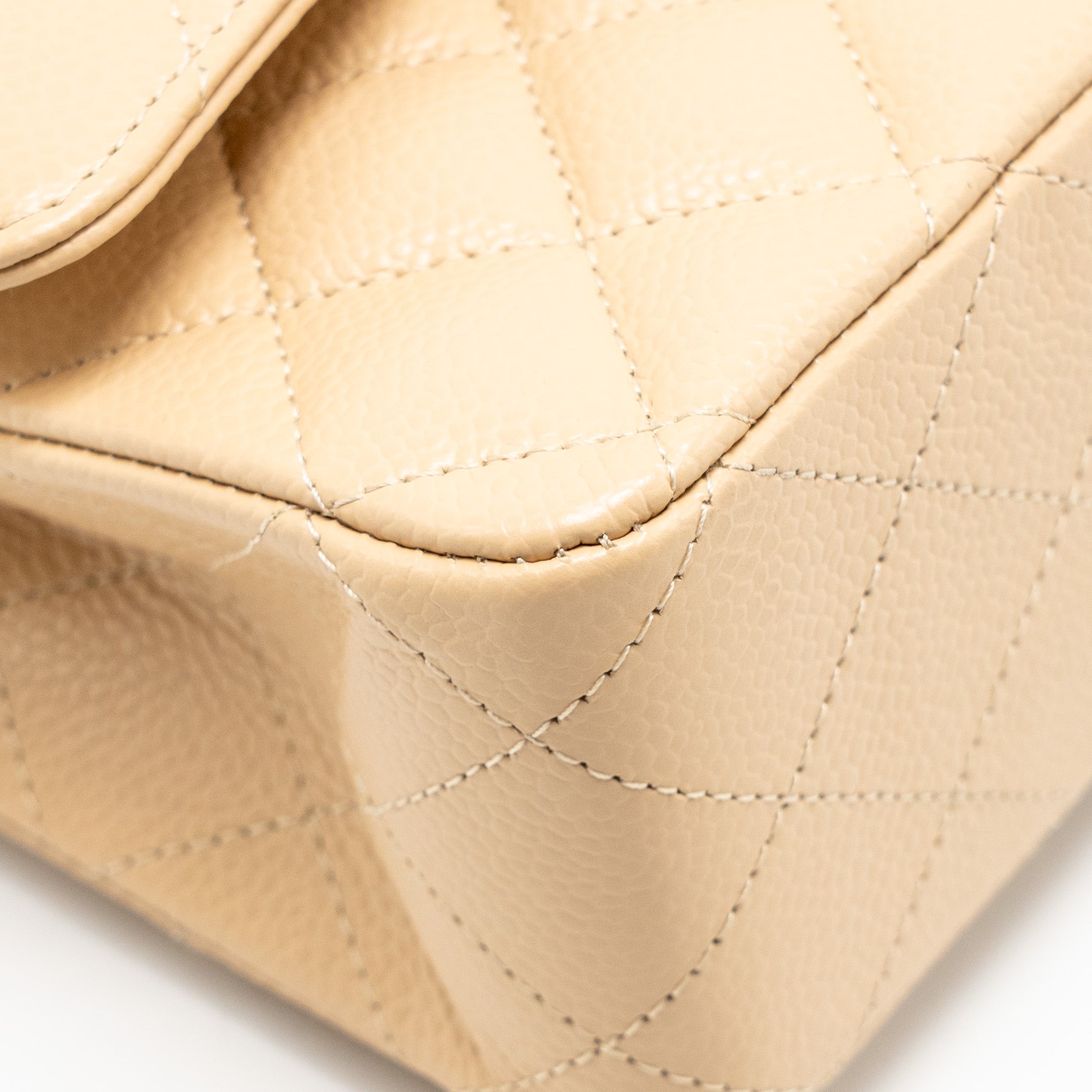 chanel-medium-classic-double-flap-bag-caviar-beige-ghwmicrochip-1