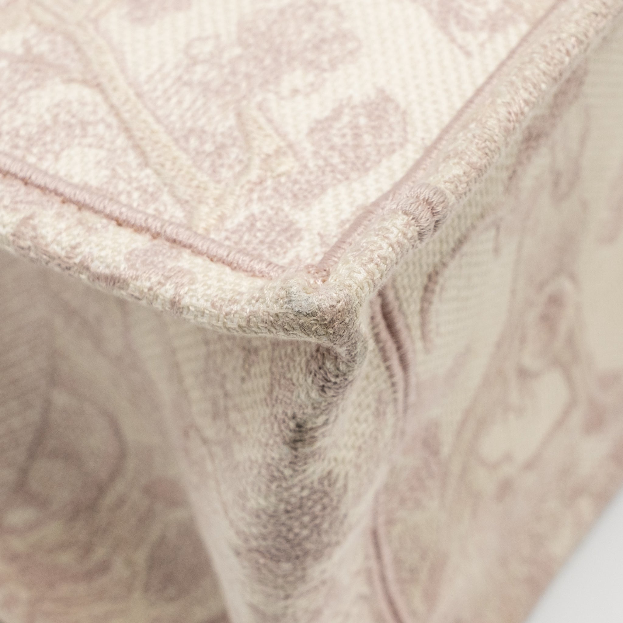 dior-medium-book-tote-pink-toile-de-jouy-embroidery-1