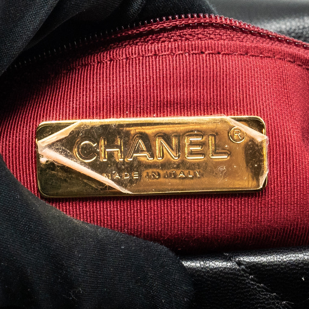 chanel-small-19-bag-goatskin-black-multicolor-hardware