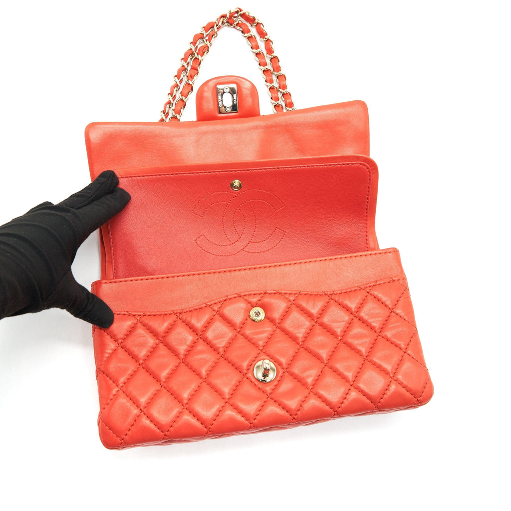 chanel-classic-medium-double-flap-lambskin-in-coral-lghw