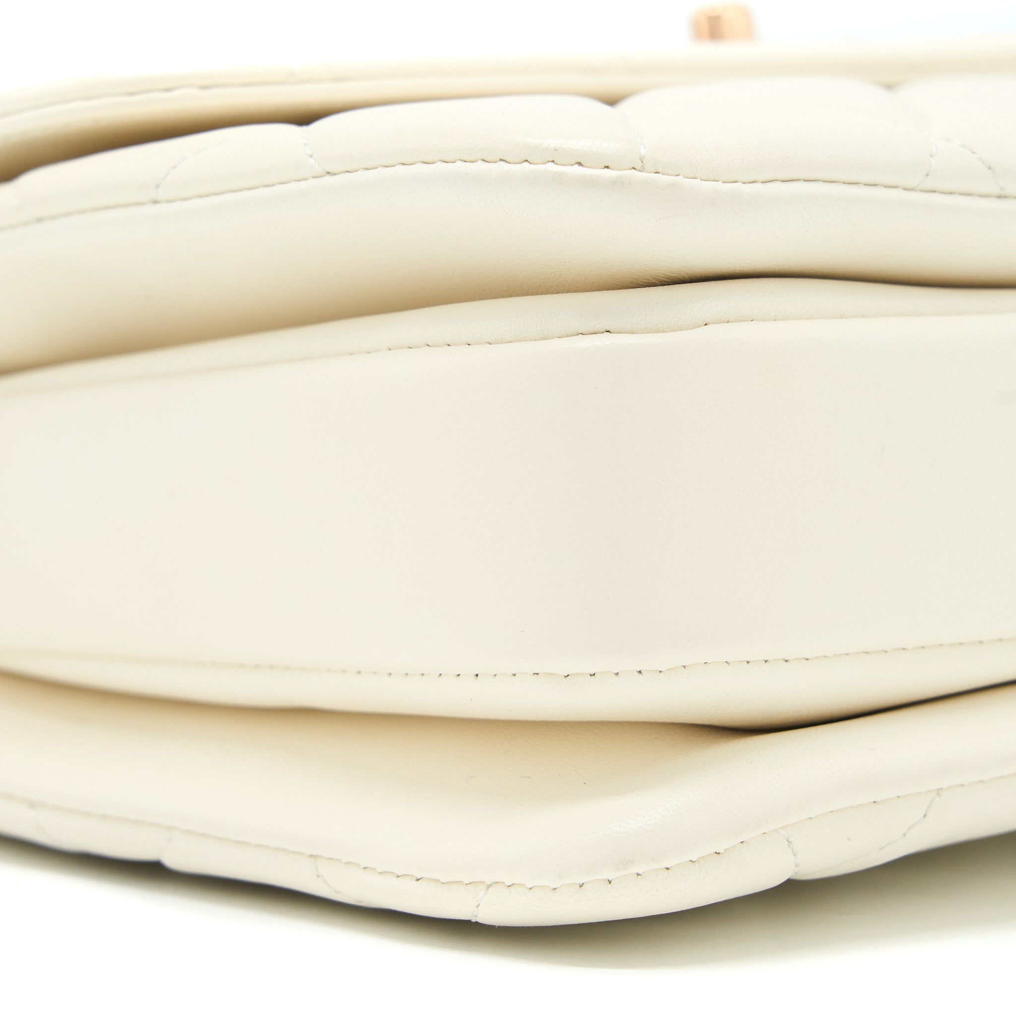 chanel-small-trendy-cc-lambskin-white-rghw-microchip