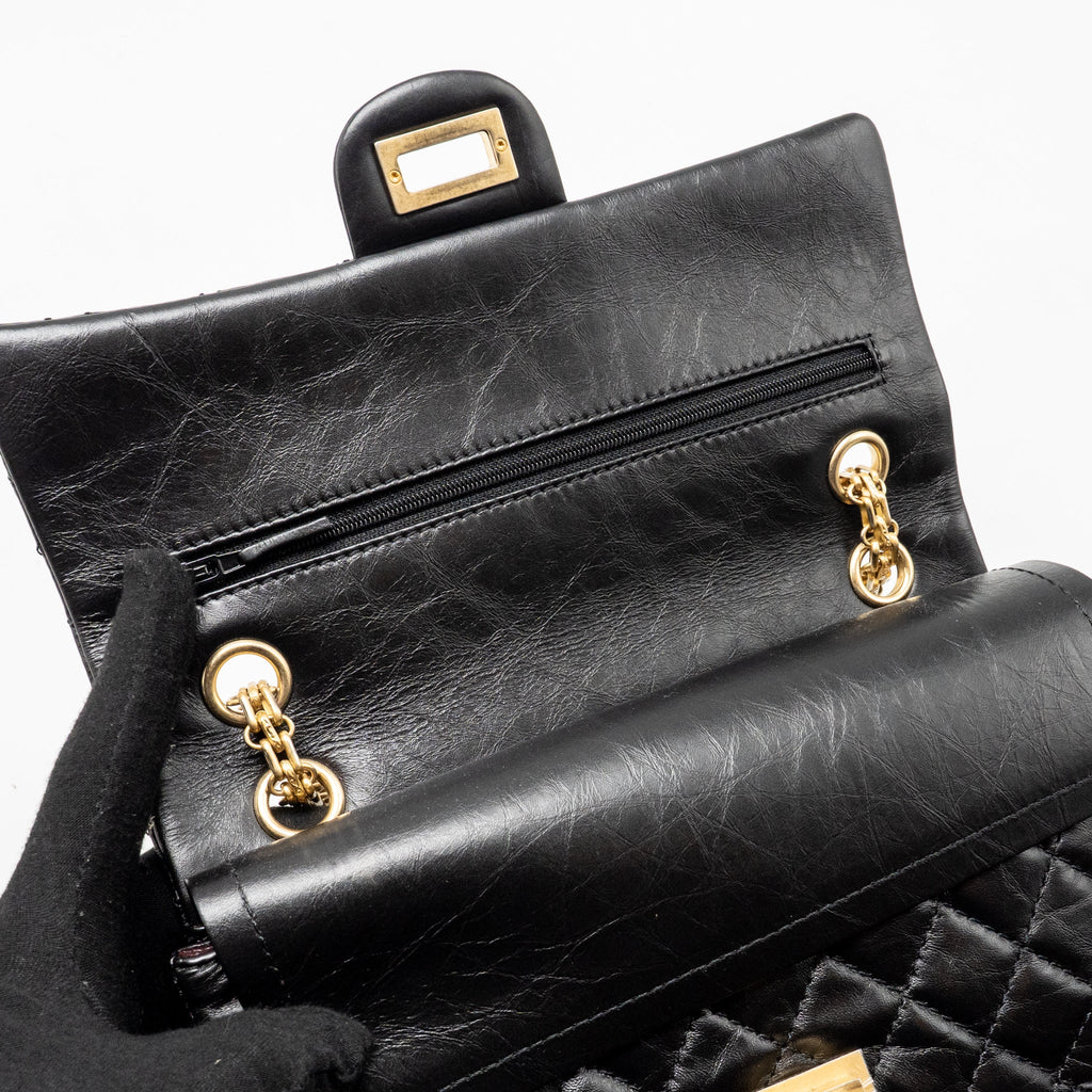 chanel-small-2-55-reissue-flap-bag-aged-calfskin-black-ghw-3