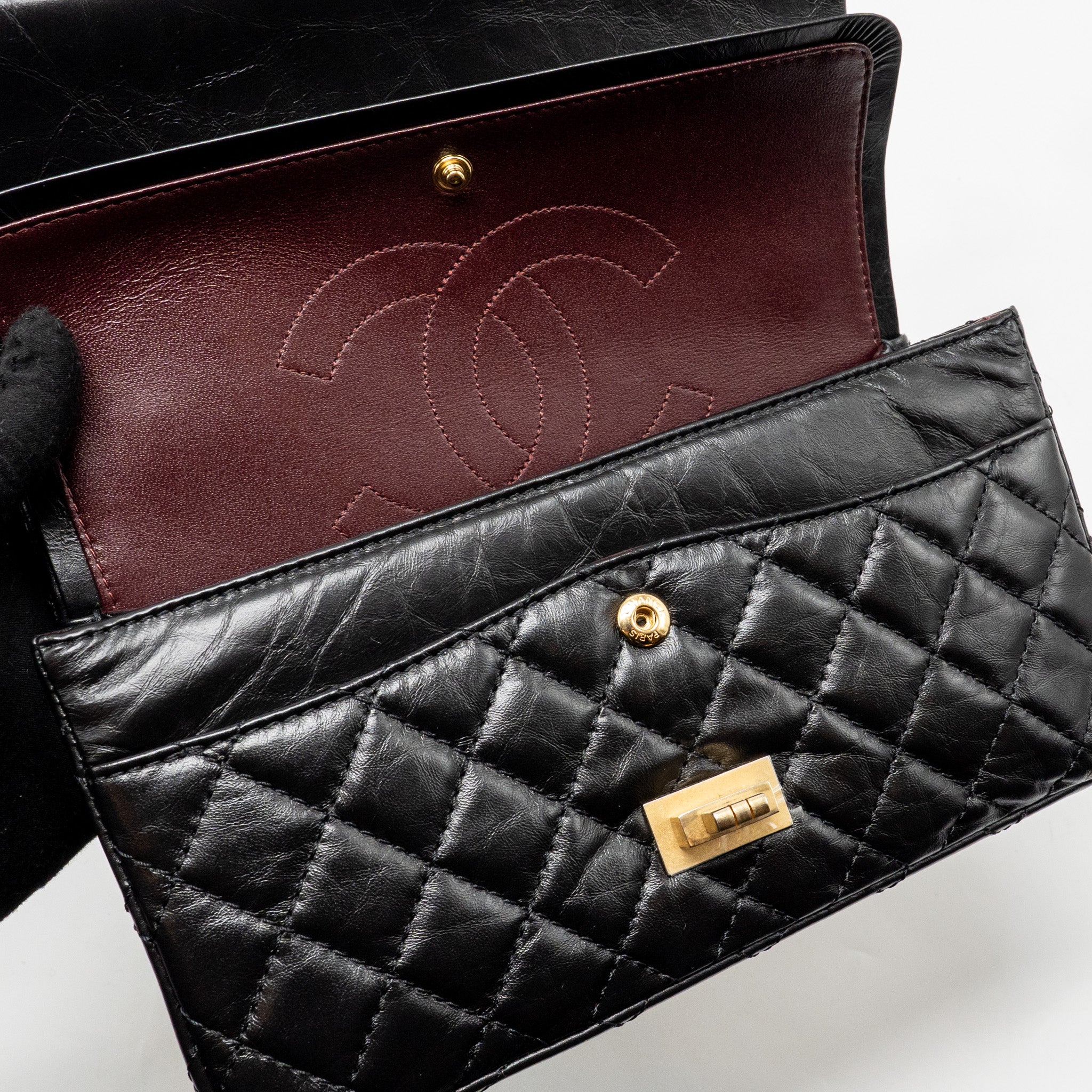 chanel-small-2-55-reissue-flap-bag-aged-calfskin-black-ghw-3