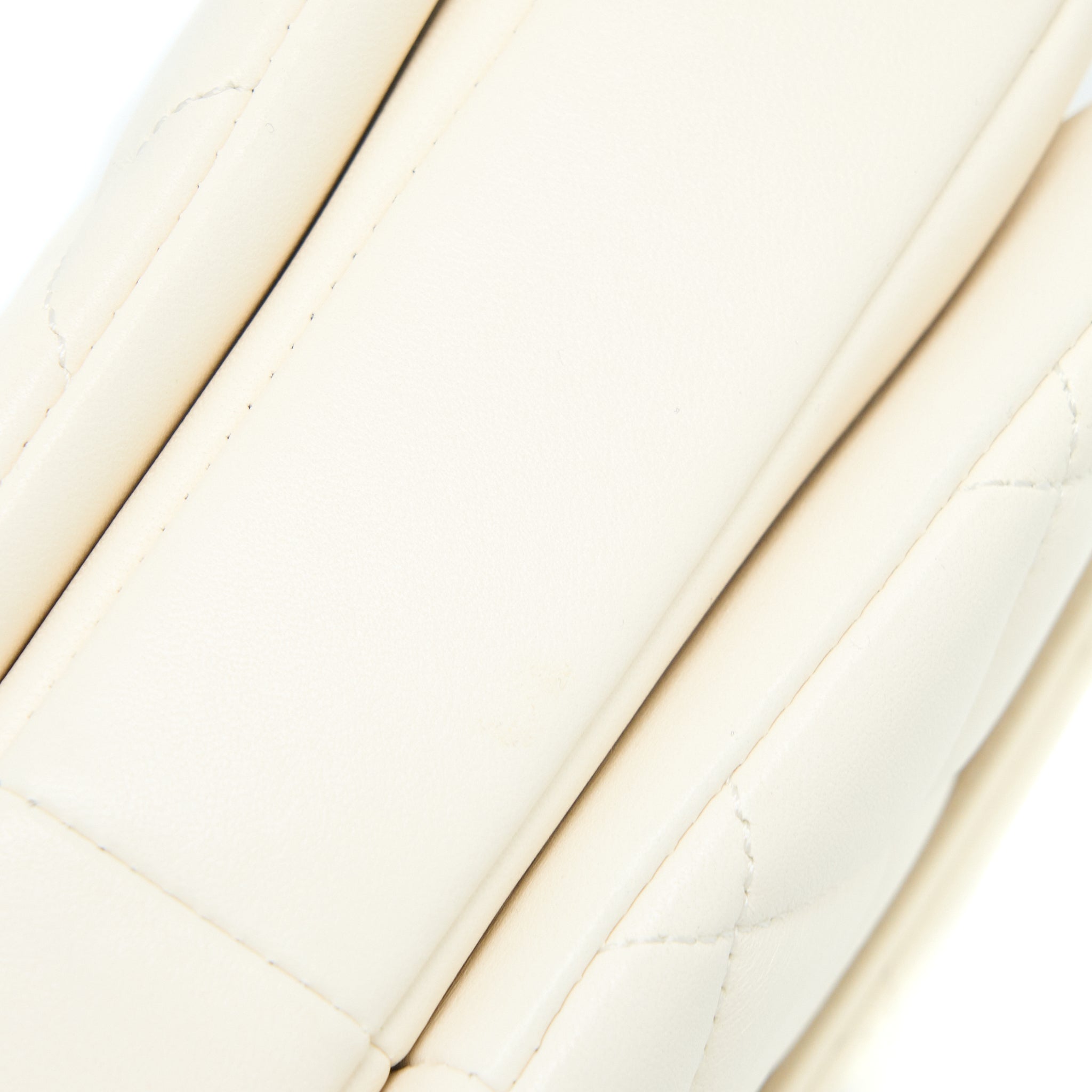 chanel-small-trendy-cc-lambskin-white-rghw-microchip