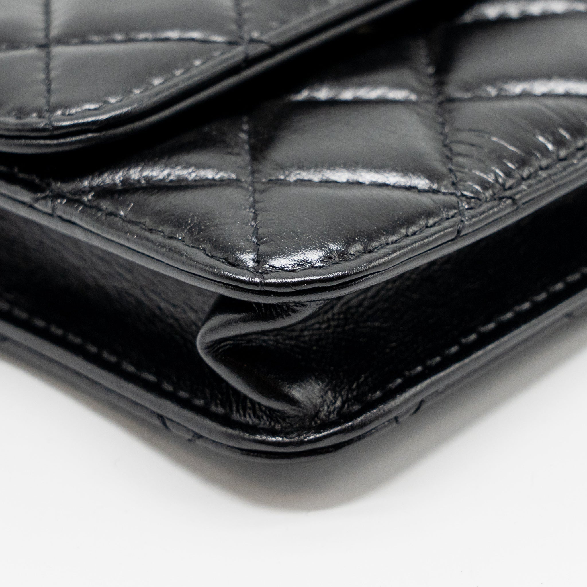 chanel-card-holder-with-maxi-pearls-chain-lambskin-black-lghw