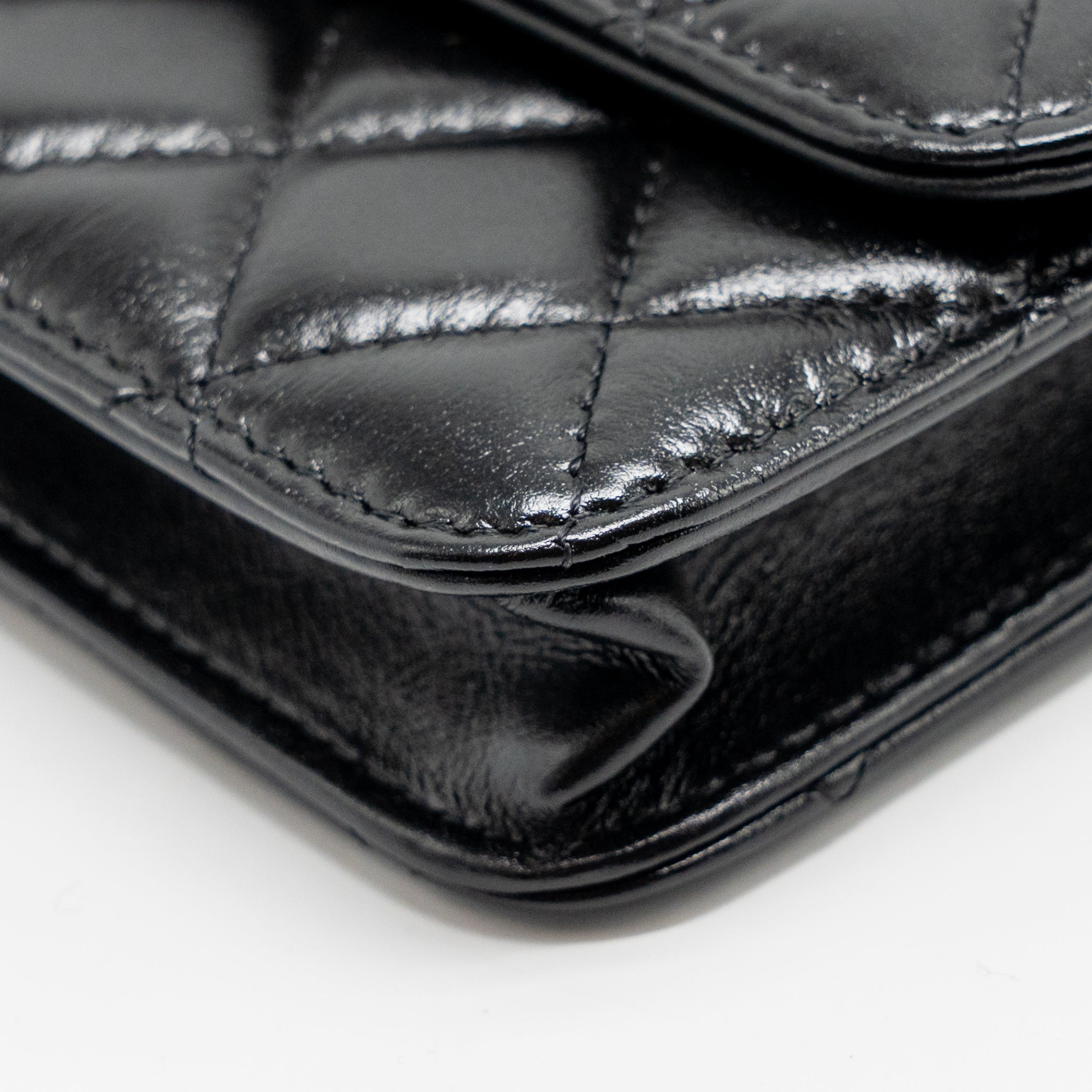 chanel-card-holder-with-maxi-pearls-chain-lambskin-black-lghw