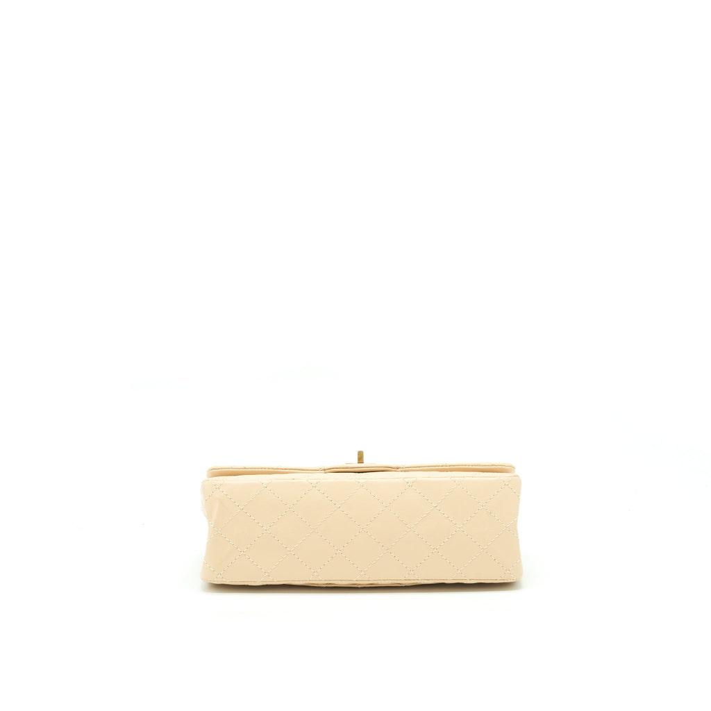 chanel-2-55-225-reissue-double-flap-bag-calfskin-light-beige-ghw
