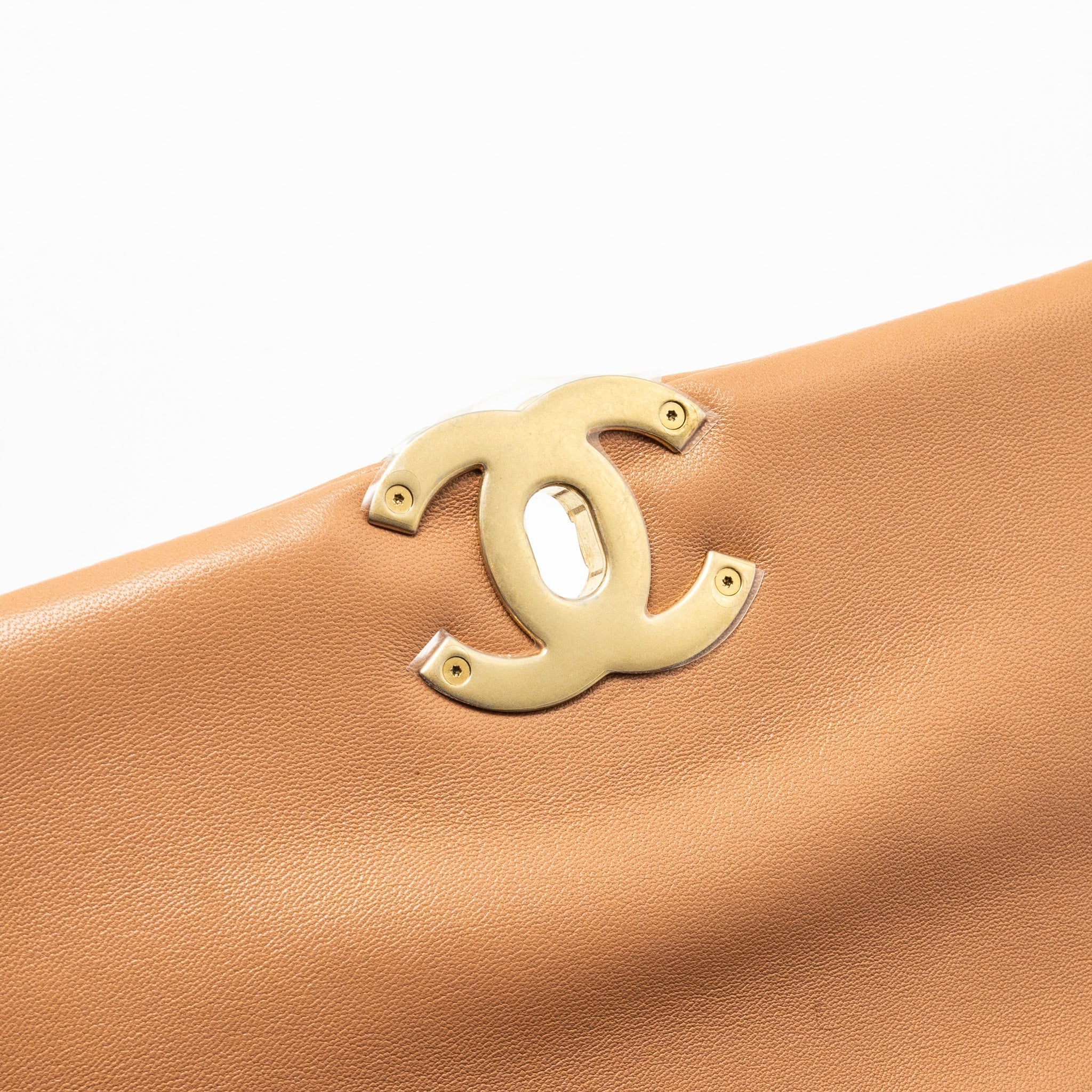chanel-small-19-bag-lambskin-caramel-multicoloured-hardware-microchip