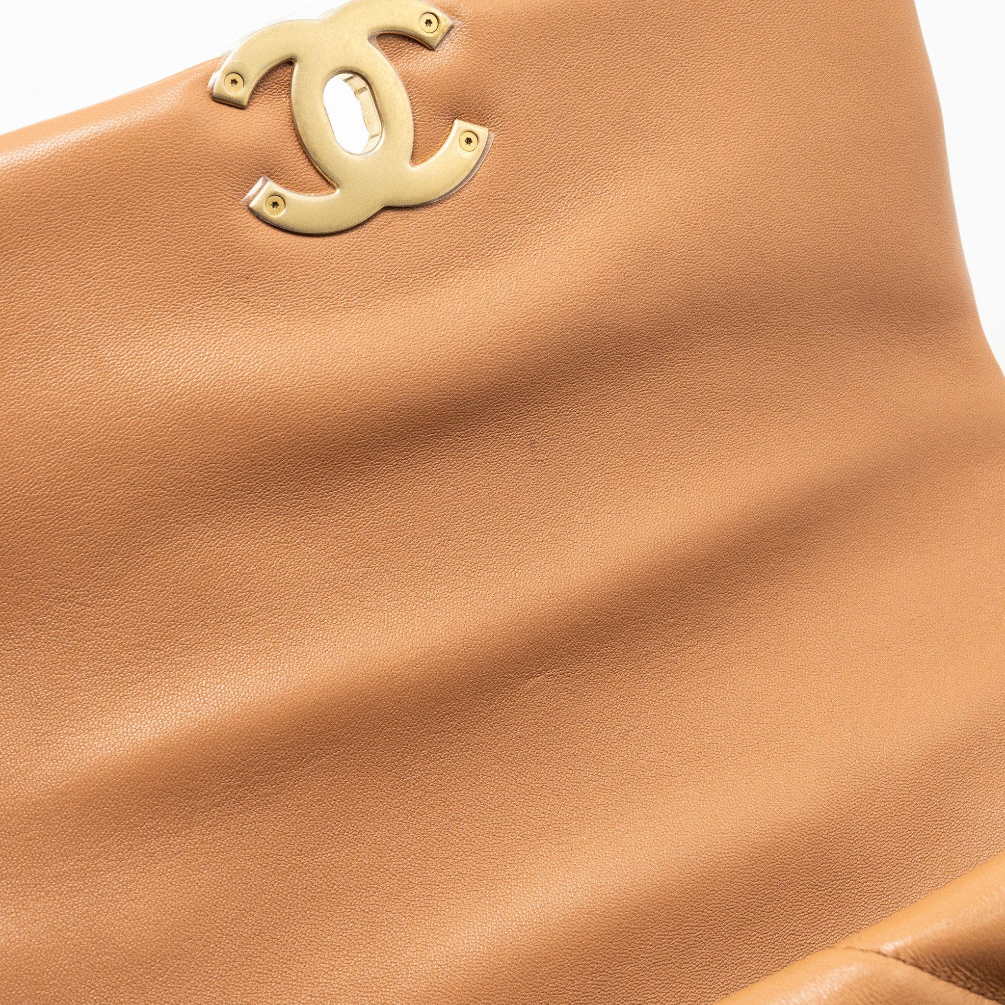 chanel-small-19-bag-lambskin-caramel-multicoloured-hardware-microchip