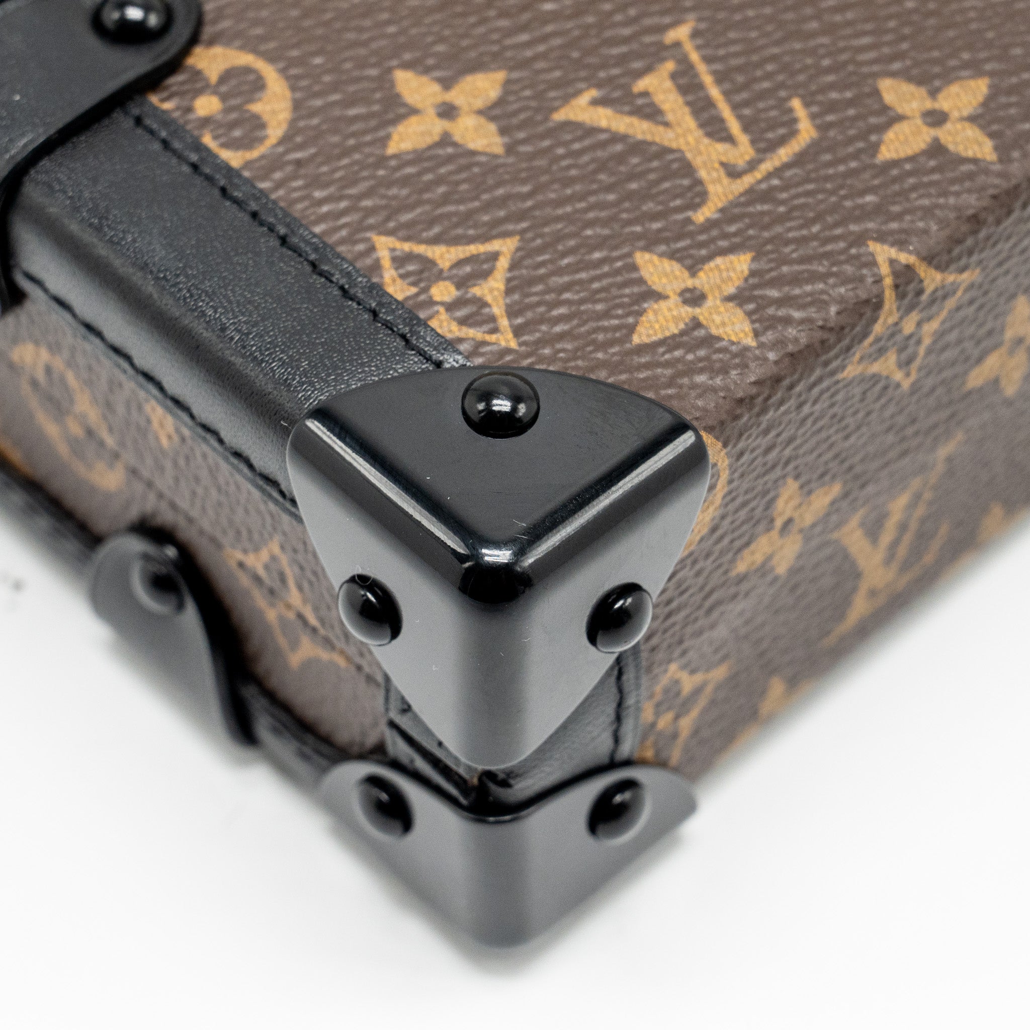 louis-vuitton-petite-malle-monogram-canvas-ghw-6
