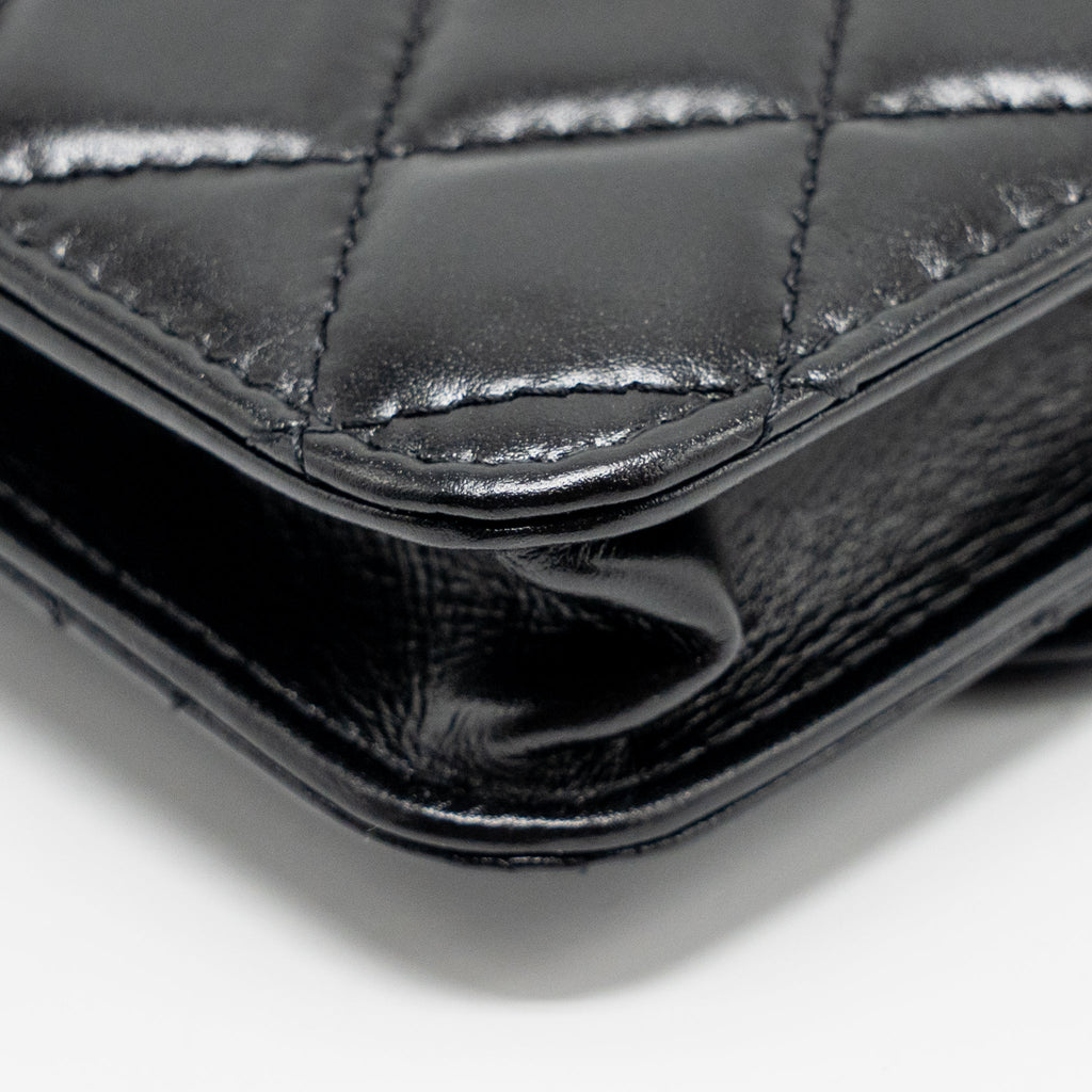 chanel-card-holder-with-maxi-pearls-chain-lambskin-black-lghw