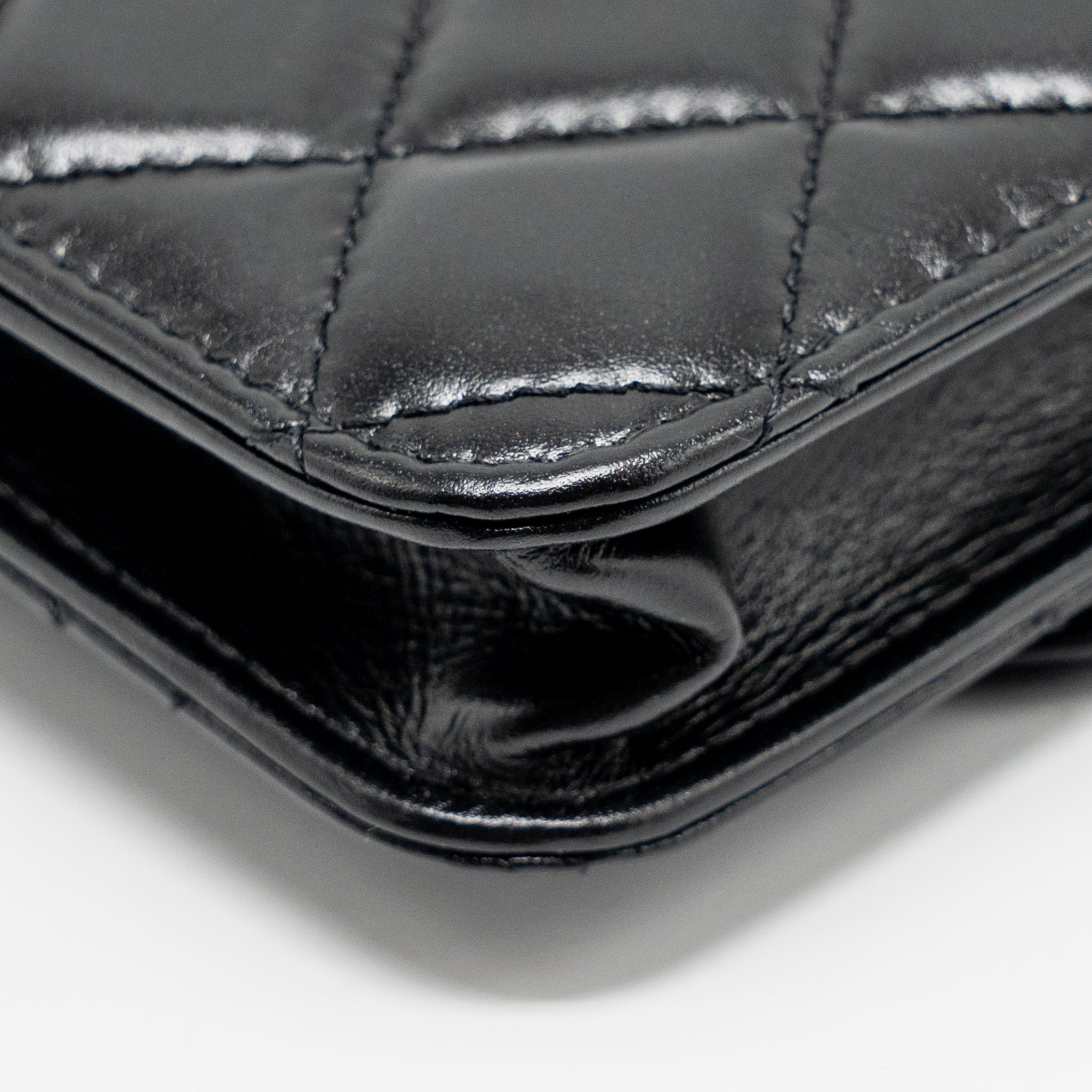 chanel-card-holder-with-maxi-pearls-chain-lambskin-black-lghw