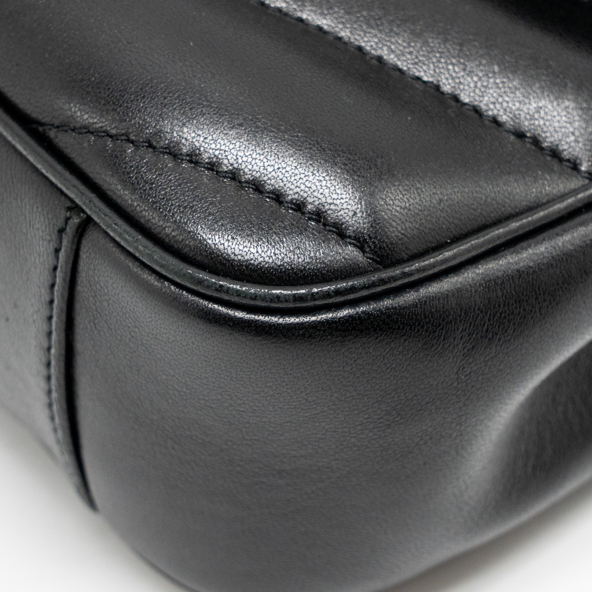 saint-laurent-ysl-small-loulou-bag-lambskin-black-ghw-copy