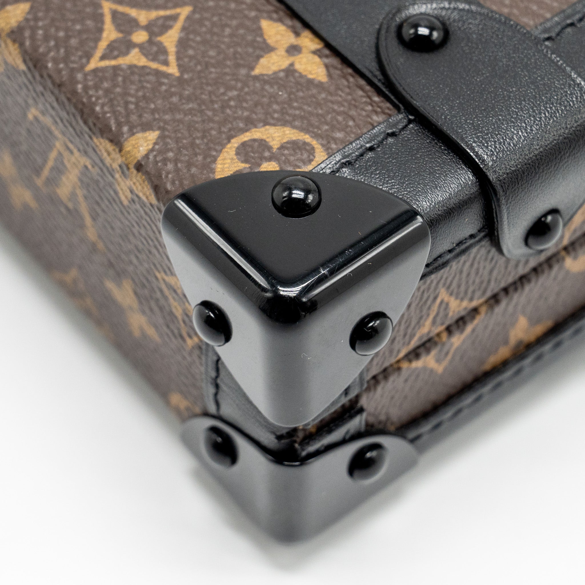 louis-vuitton-petite-malle-monogram-canvas-ghw-6